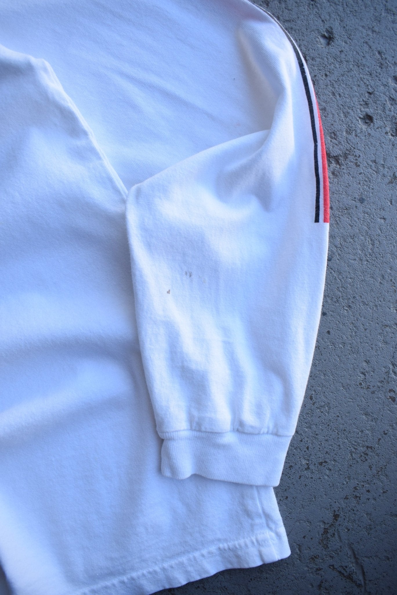 Vintage 1998 Planet Hollywood Spellout Long Sleeve Tee (M) - Retrospective Store