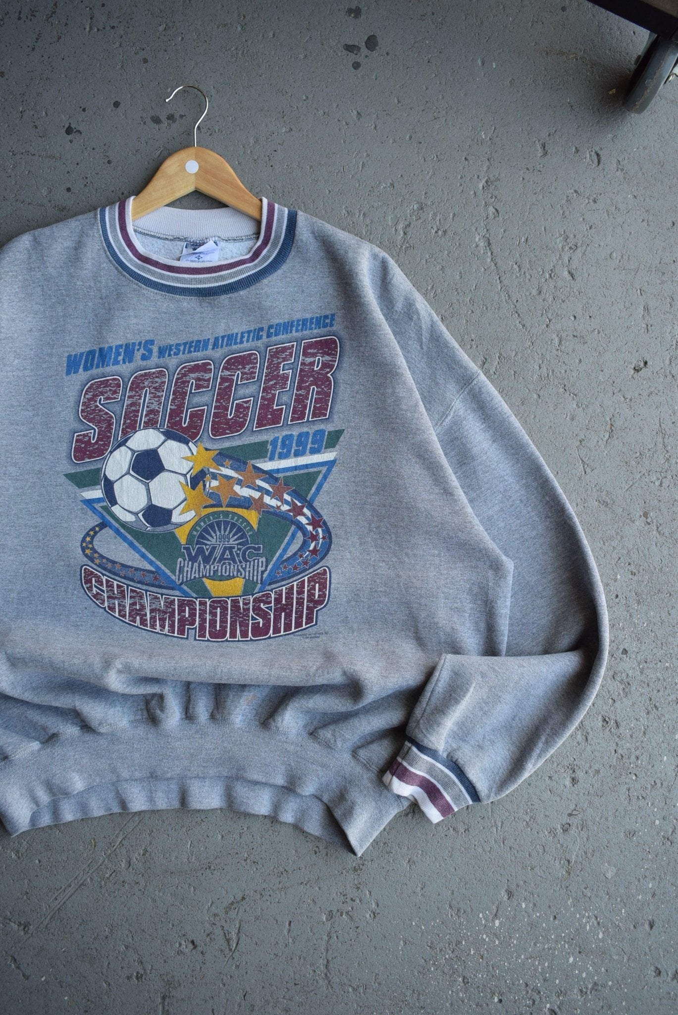 Vintage 1999 Women's Soccer Championship Crewneck (XL) - Retrospective Store