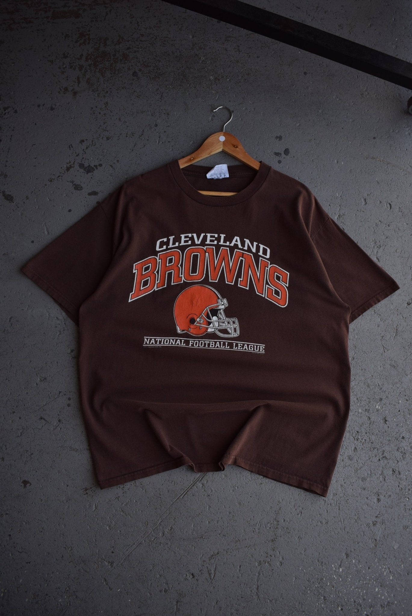 Vintage 2001 NFL Cleveland Browns Tee (XL) - Retrospective Store