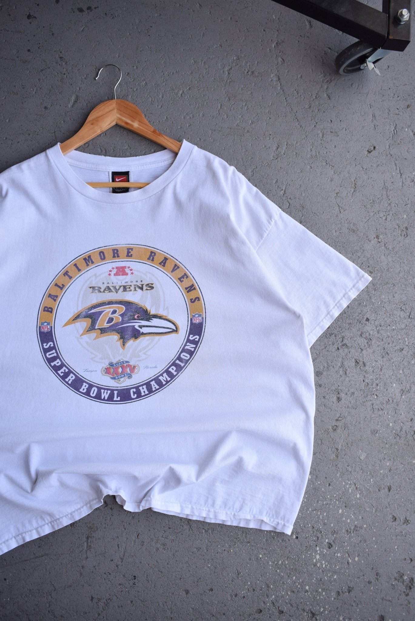 Vintage 2001 Nike x NFL Baltimore Ravens Champions Tee (XL) - Retrospective Store
