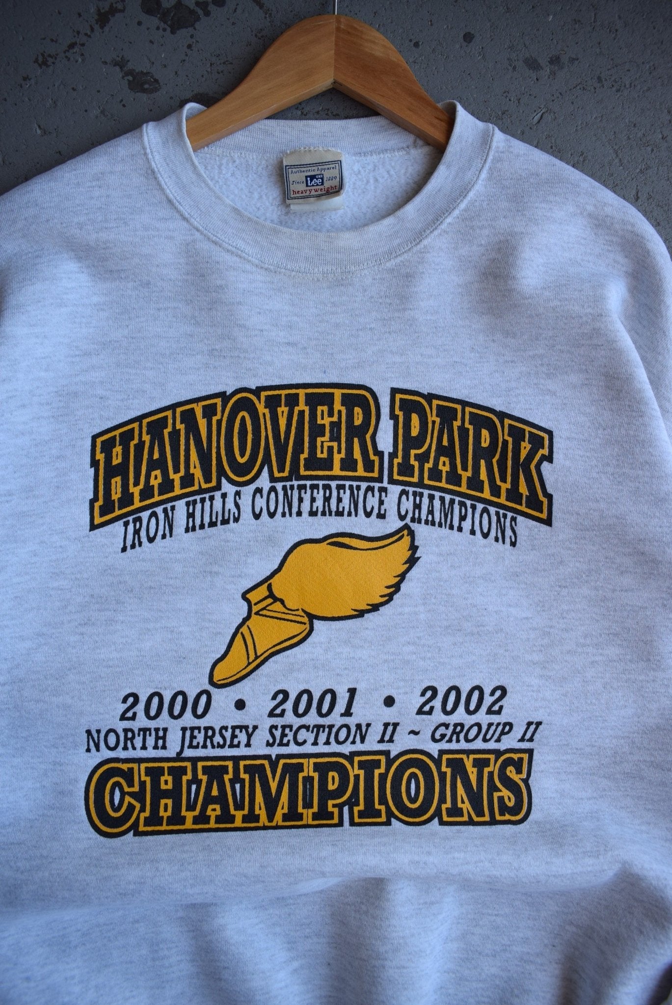 Vintage 2002 Hanover Park Champions Graphic Crewneck (XL) - Retrospective Store