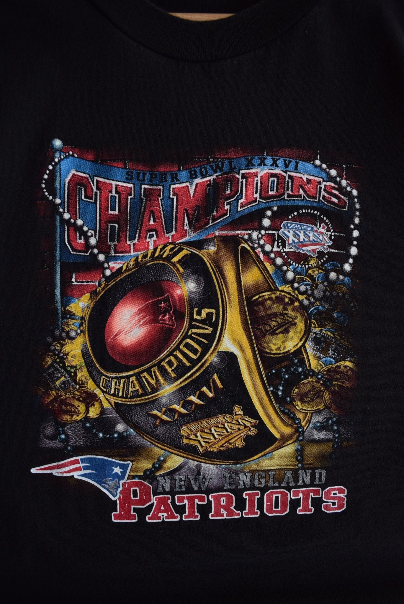 Vintage 2002 NFL New England Patriots Superbowl XXXVI Champions Tee (XL) - Retrospective Store