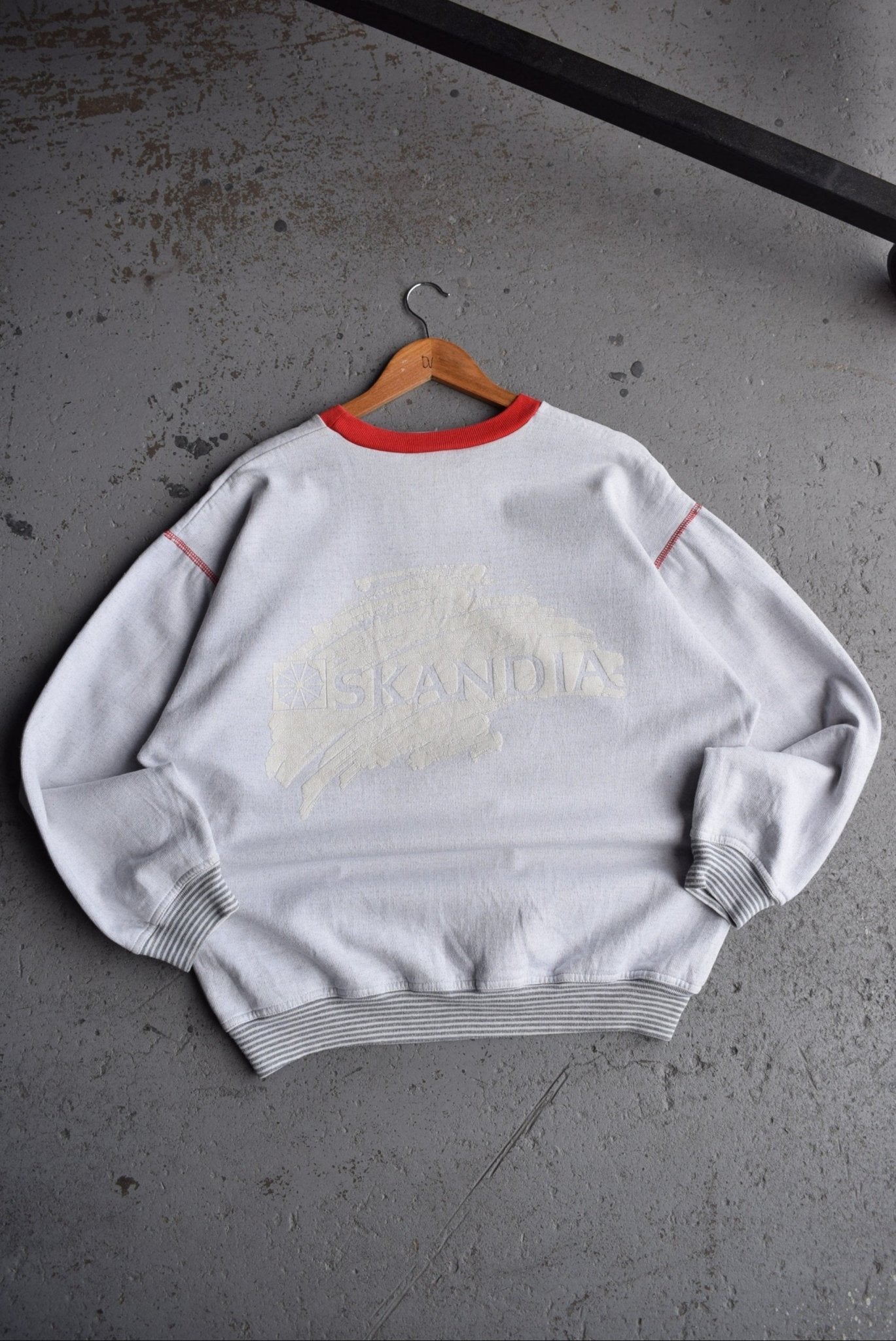 Vintage 80s Adidas 'Natural Grey' Crewneck (L) - Retrospective Store