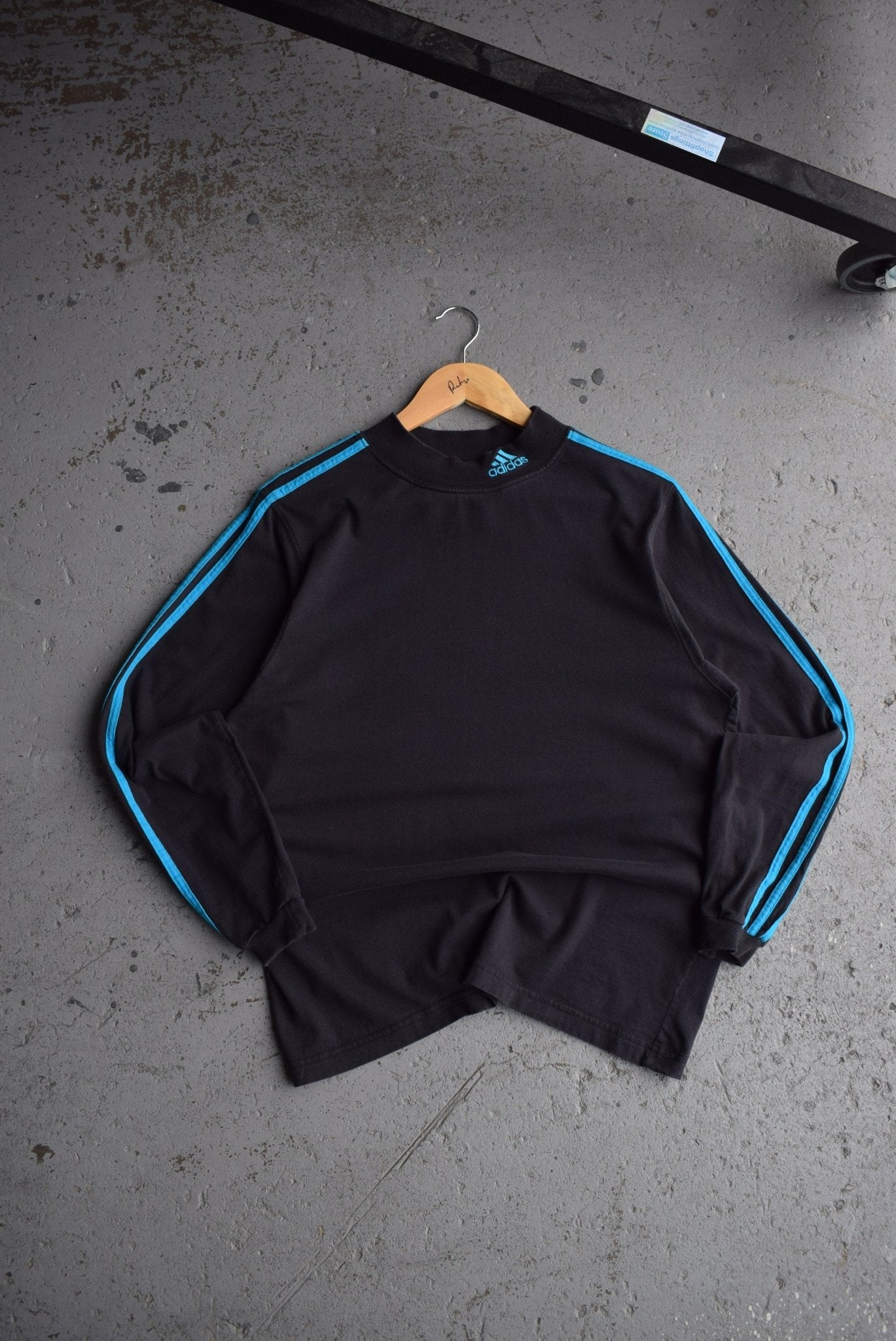 Vintage 90s Adidas Classic Logo Embroidered Mockneck (M) - Retrospective Store
