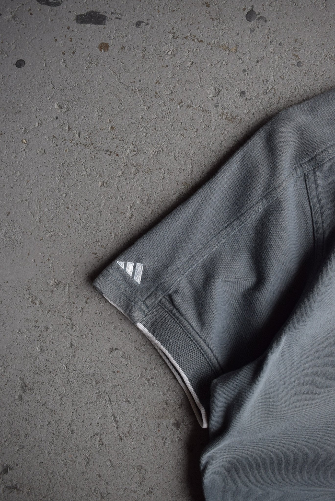 Vintage 90s Adidas Classic Logo Embroidered Tee (S) - Retrospective Store