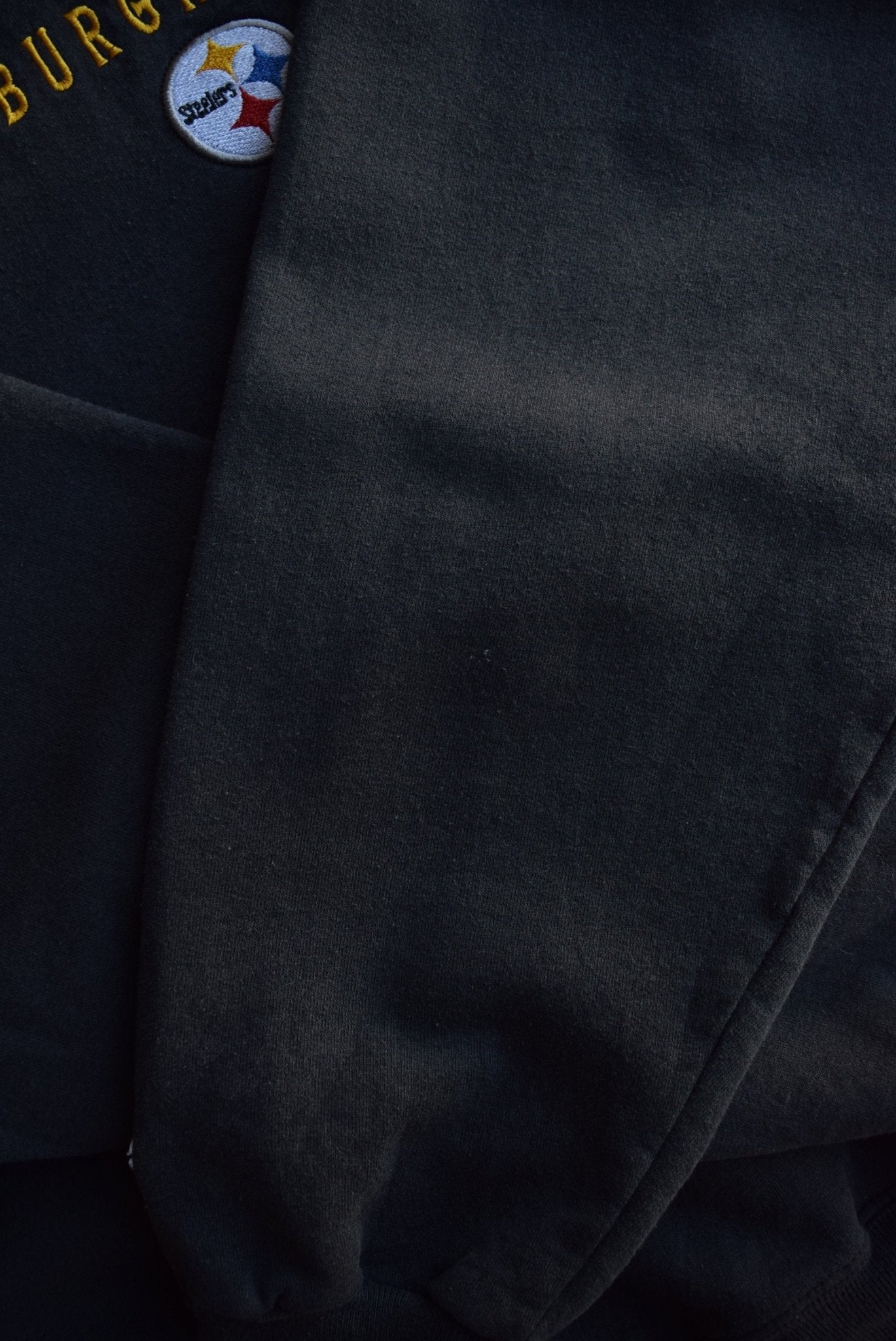 Vintage 90s Champion x NFL Pittsburgh Steelers Embroidered Crewneck (XXL) - Retrospective Store