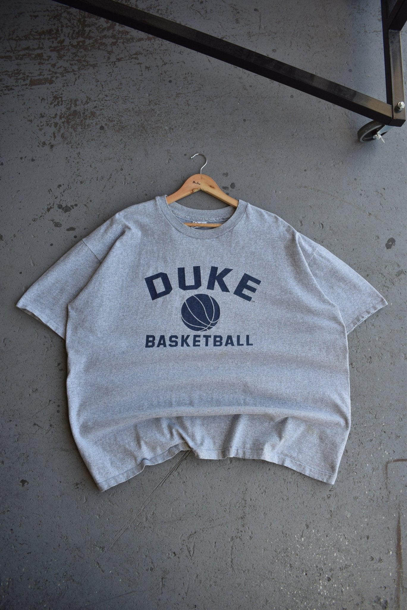 Vintage 90s Duke University Basketball Tee (XXL) - Retrospective Store