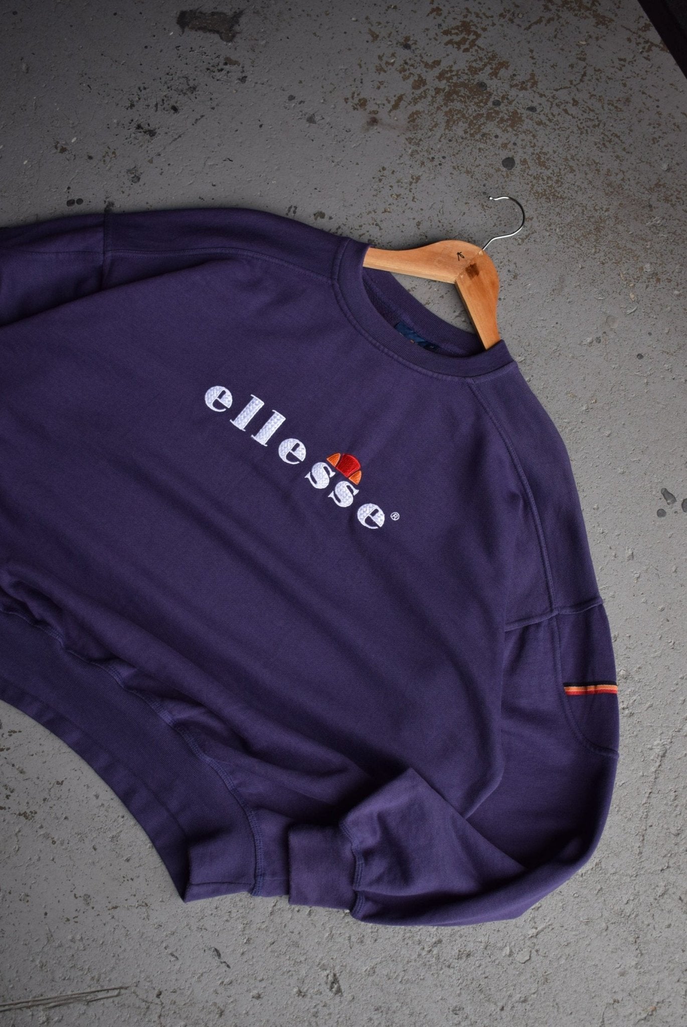 Vintage 90s Ellesse Embroidered Spellout Crewneck (L) - Retrospective Store