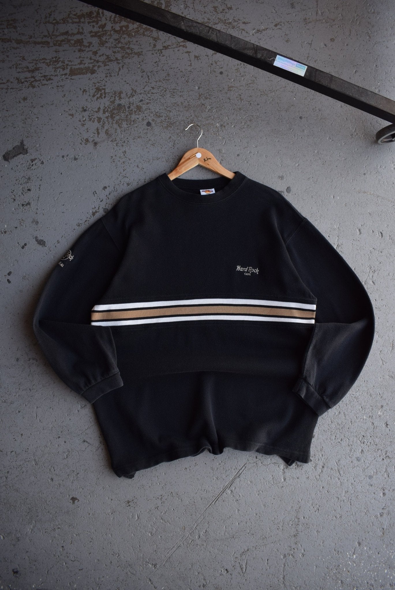 Vintage 90s Hard Rock Cafe Embroidered Crewneck (L) - Retrospective Store