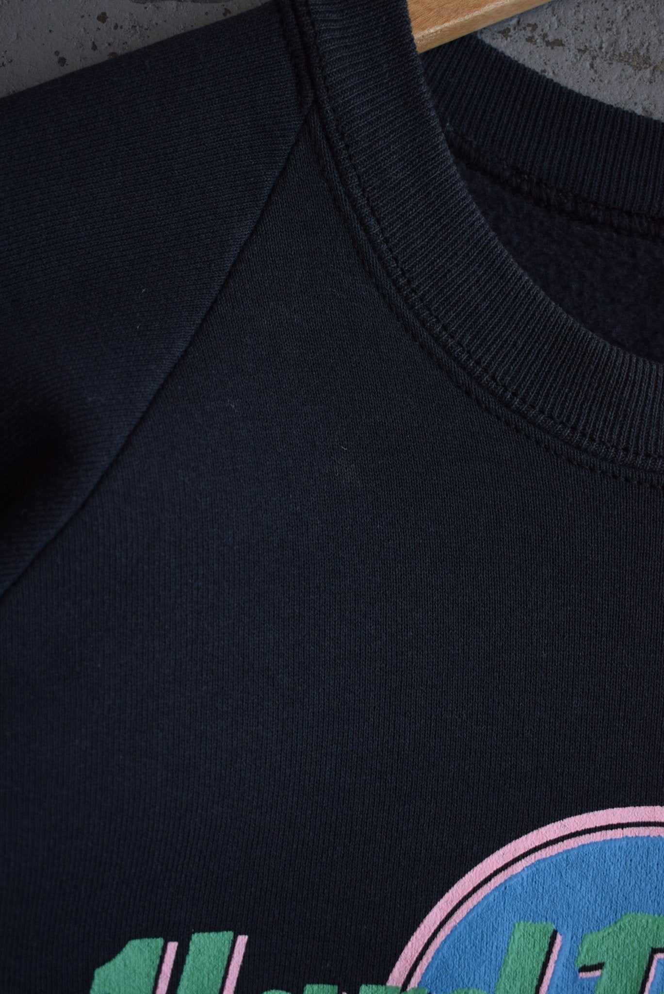 Vintage 90s Hard Rockin' Wolverines Crewneck (M) - Retrospective Store