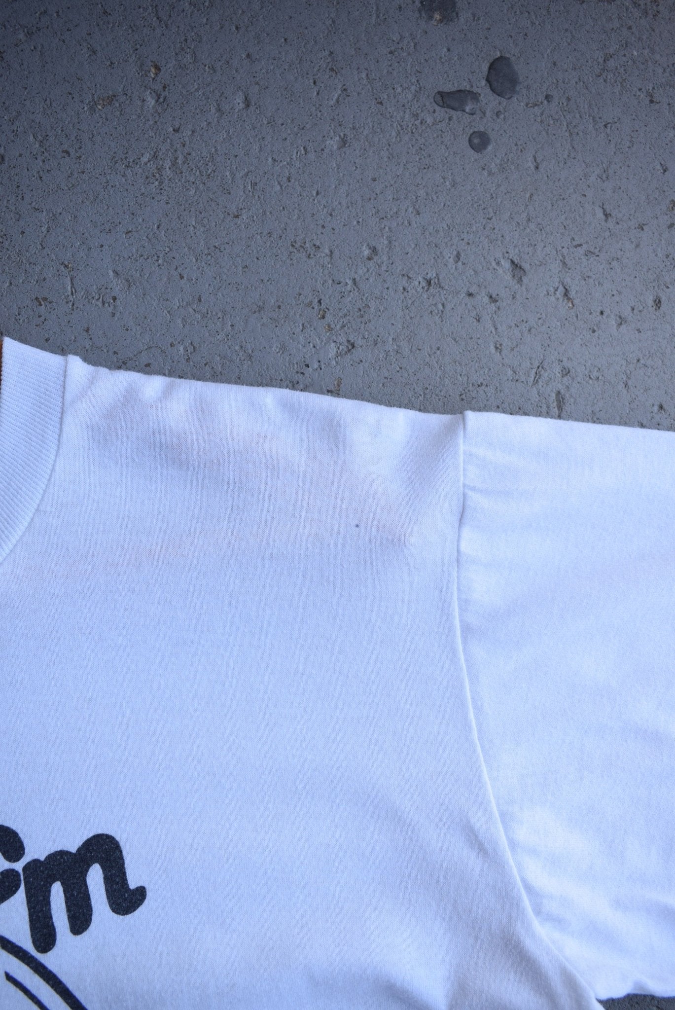 Vintage 90s Kiss FM New York Tee (L) - Retrospective Store