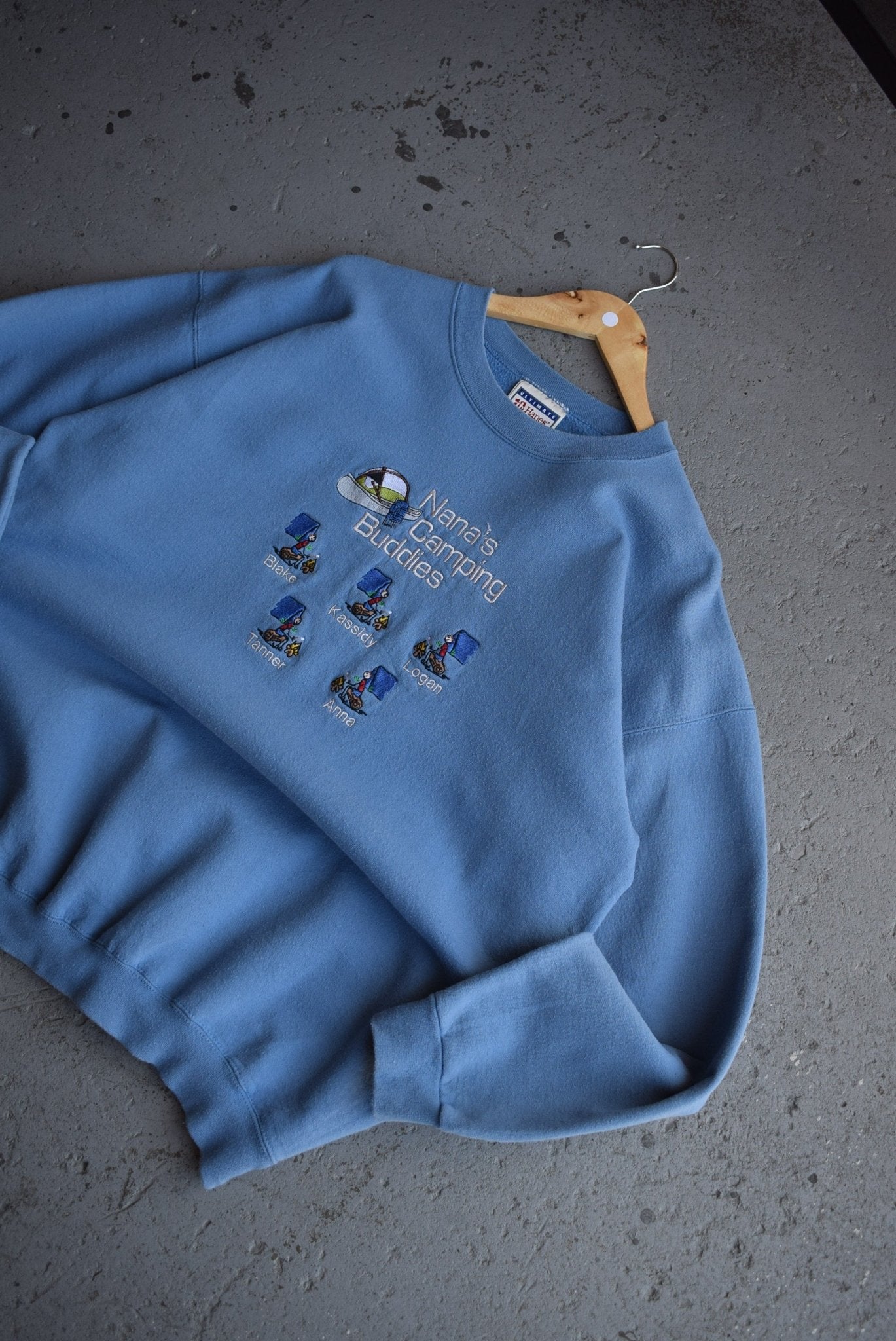 Vintage 90s Nana's Camping Buddies Embroidered Crewneck (L) - Retrospective Store