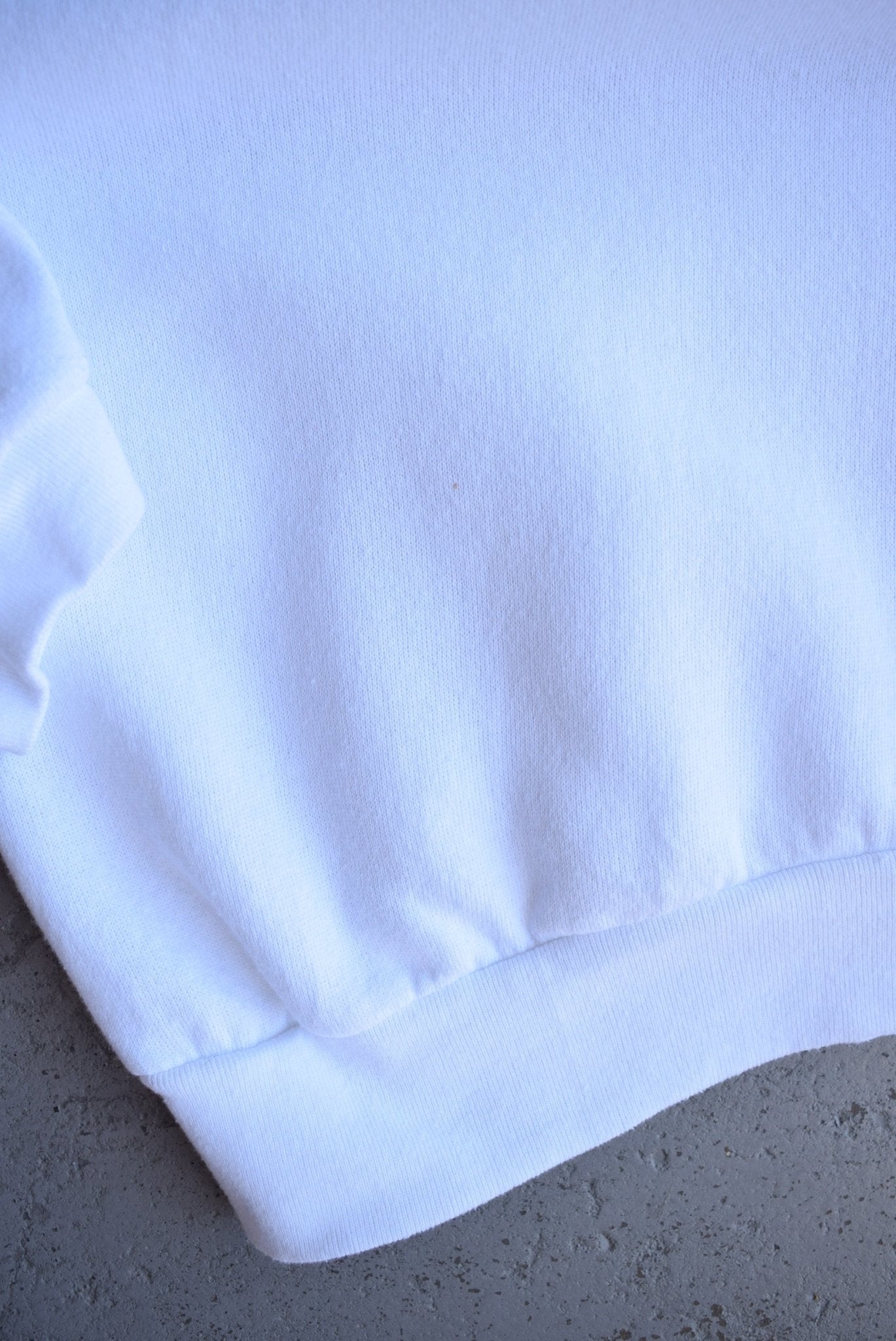 Vintage 90s NBA Houston Rockets Embroidered Crewneck (L) - Retrospective Store