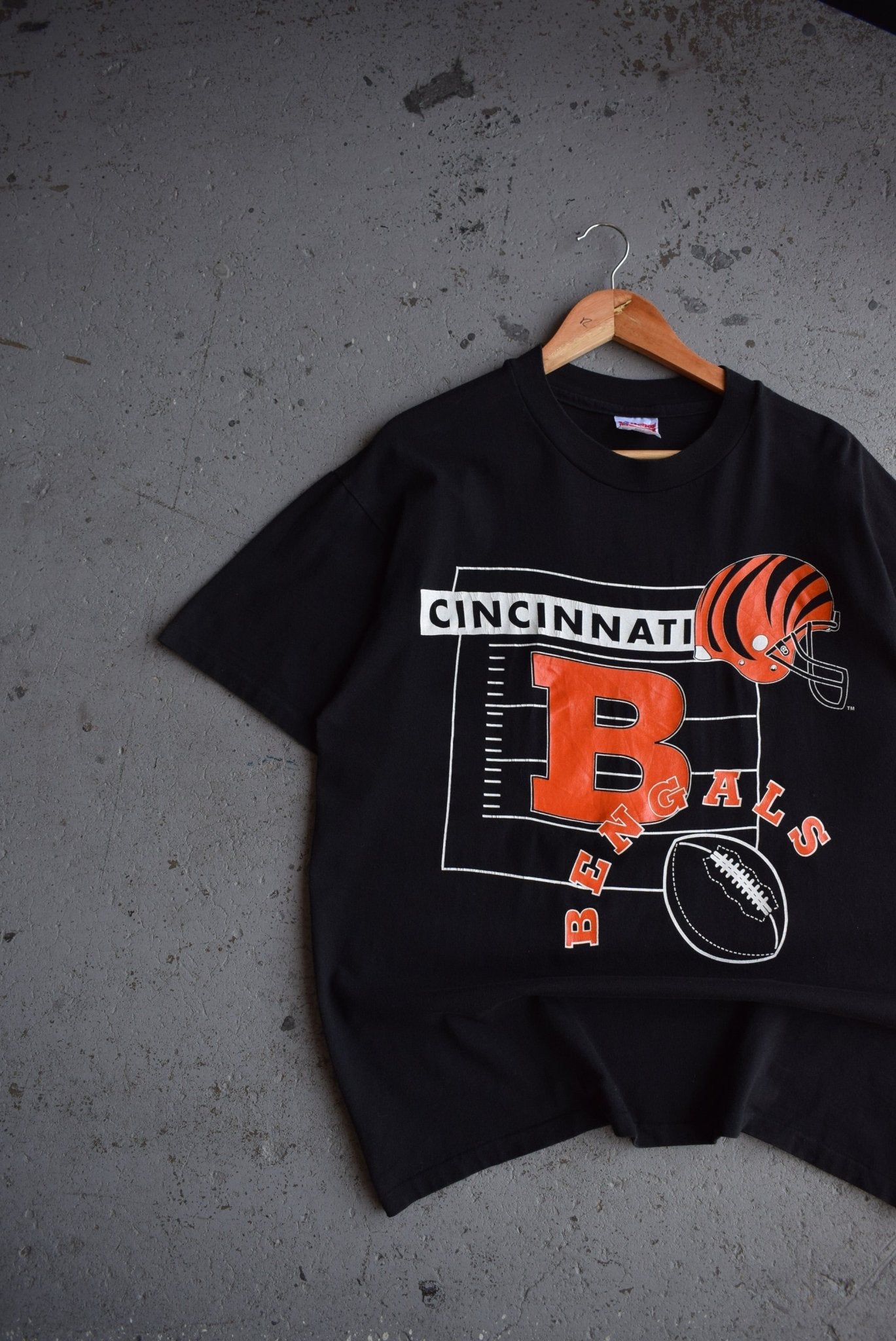 Vintage 90s NFL Cincinnati Bengals Tee (L) - Retrospective Store