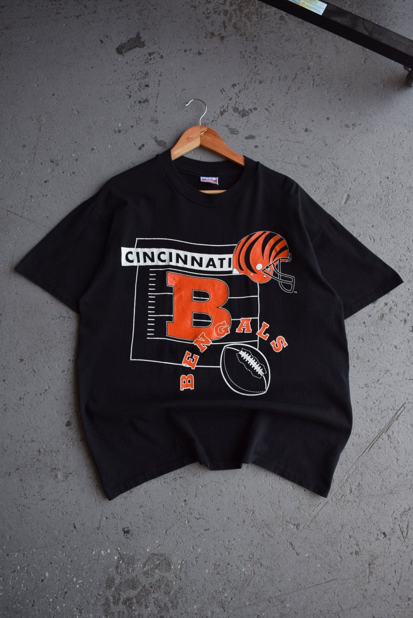 Vintage 90s NFL Cincinnati Bengals Tee (L) - Retrospective Store