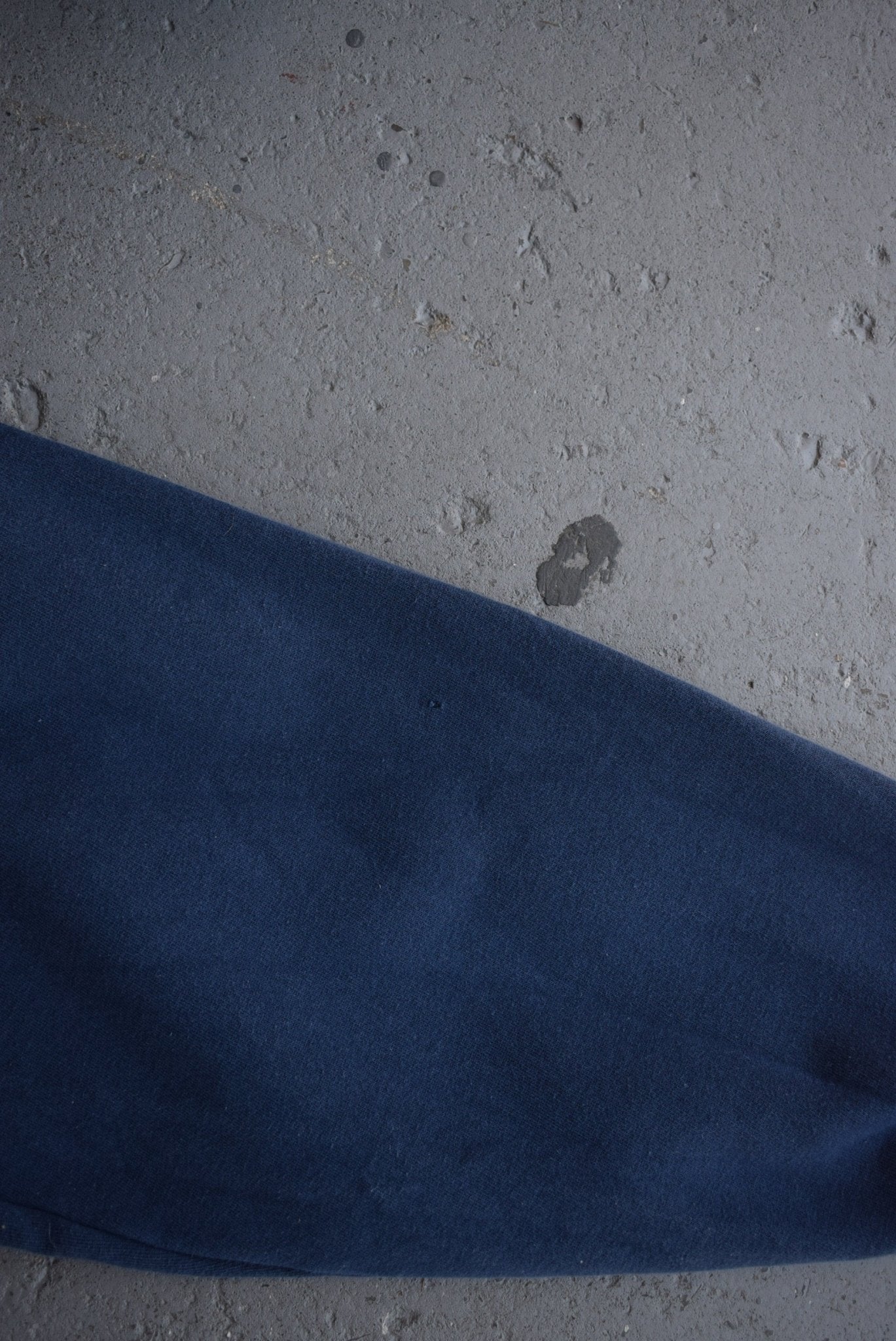 Vintage 90s NFL Miami Dolphins Embroidered Crewneck (XXL) - Retrospective Store