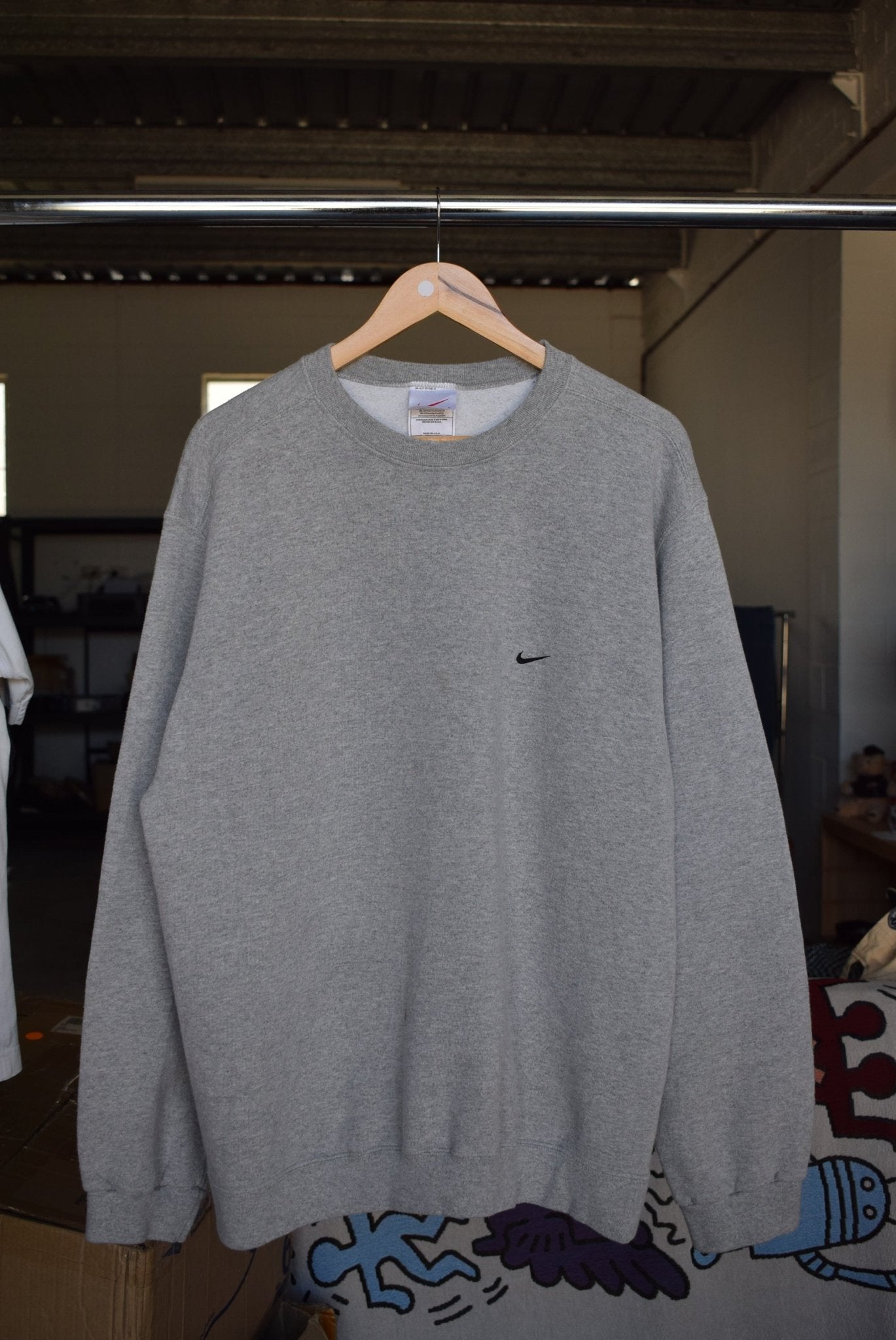 Vintage 90s Nike Classic Logo Embroidered Crewneck (L/XL) - Retrospective Store