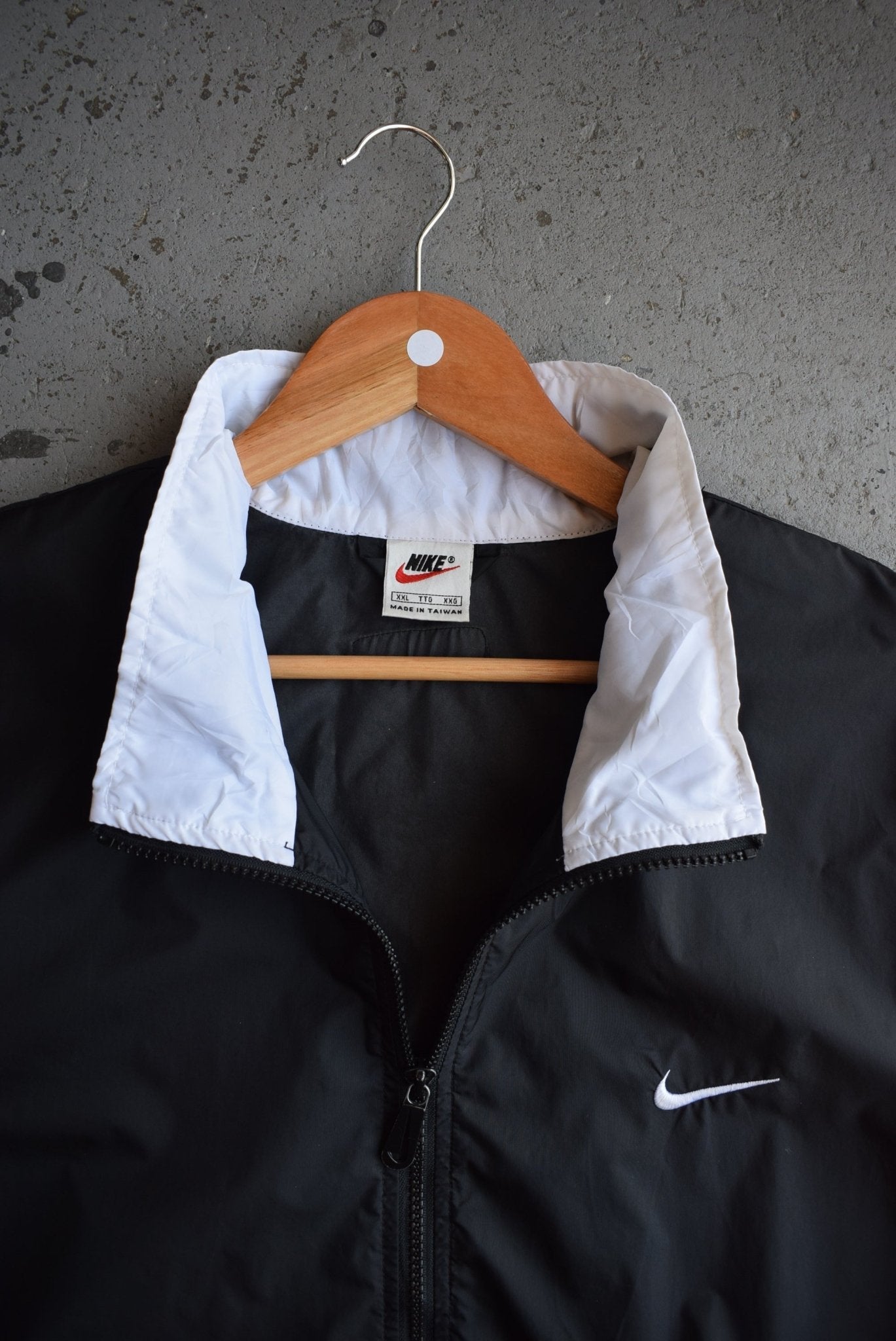 Vintage 90s Nike Classic Logo Embroidered Jacket (XXL) - Retrospective Store