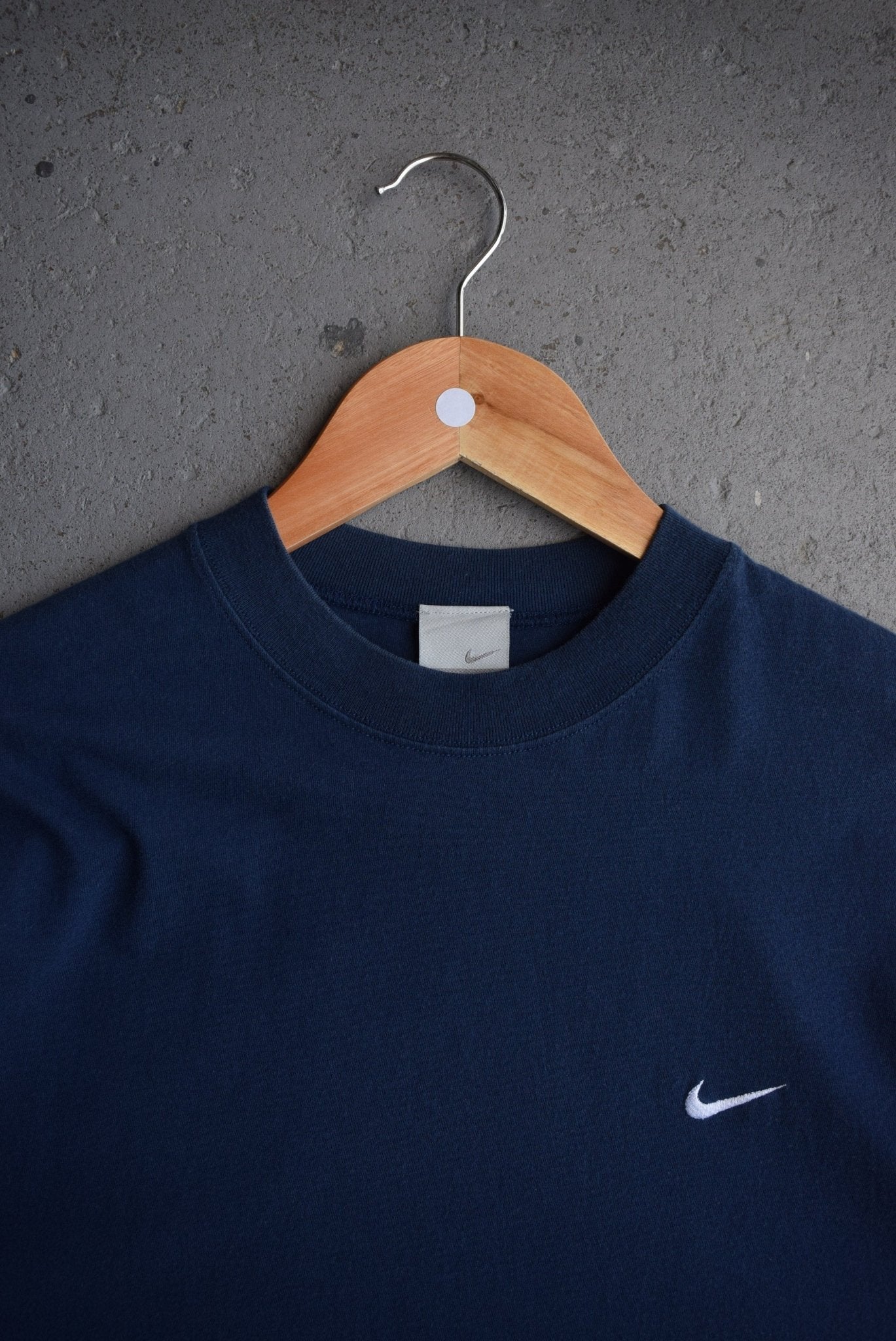 Vintage 90s Nike Classic Logo Embroidered Tee (L) - Retrospective Store