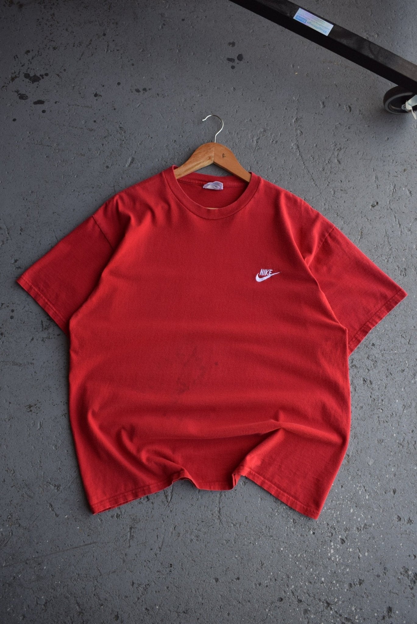 Vintage 90s Nike Classic Logo Embroidered Tee (L) - Retrospective Store