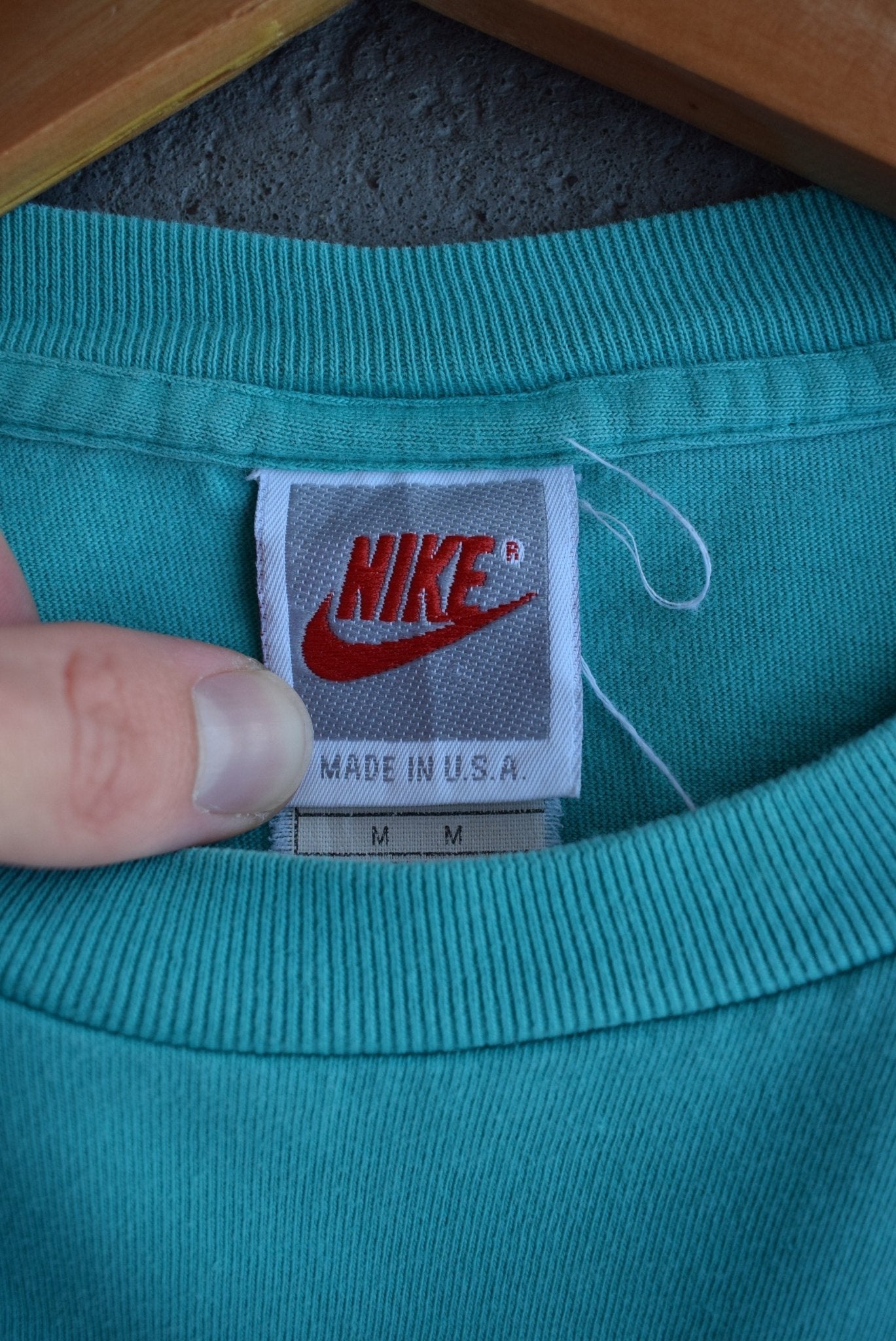 Vintage 90s Nike Classic Logo Embroidered Tee (M) - Retrospective Store