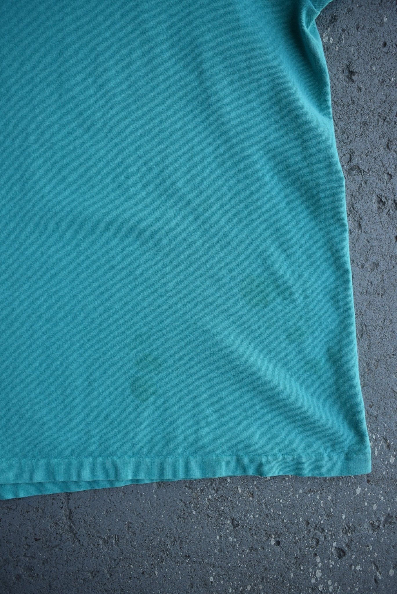 Vintage 90s Nike Classic Logo Embroidered Tee (M) - Retrospective Store