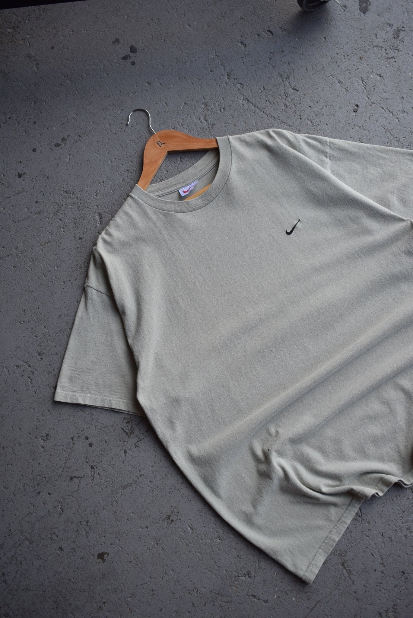 Vintage 90s Nike Classic Logo Embroidered Tee (XL) - Retrospective Store