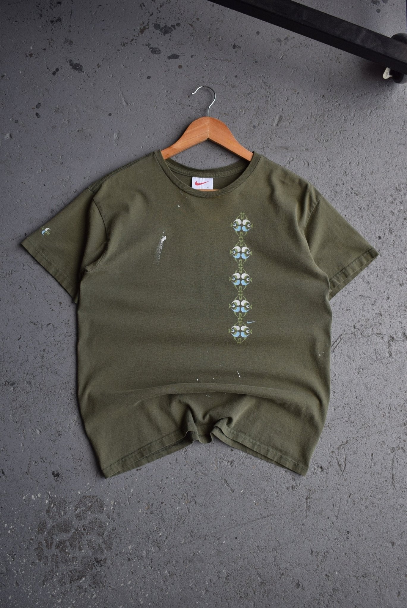 Vintage 90s Nike Graphic Tee (Women's L) - Retrospective Store