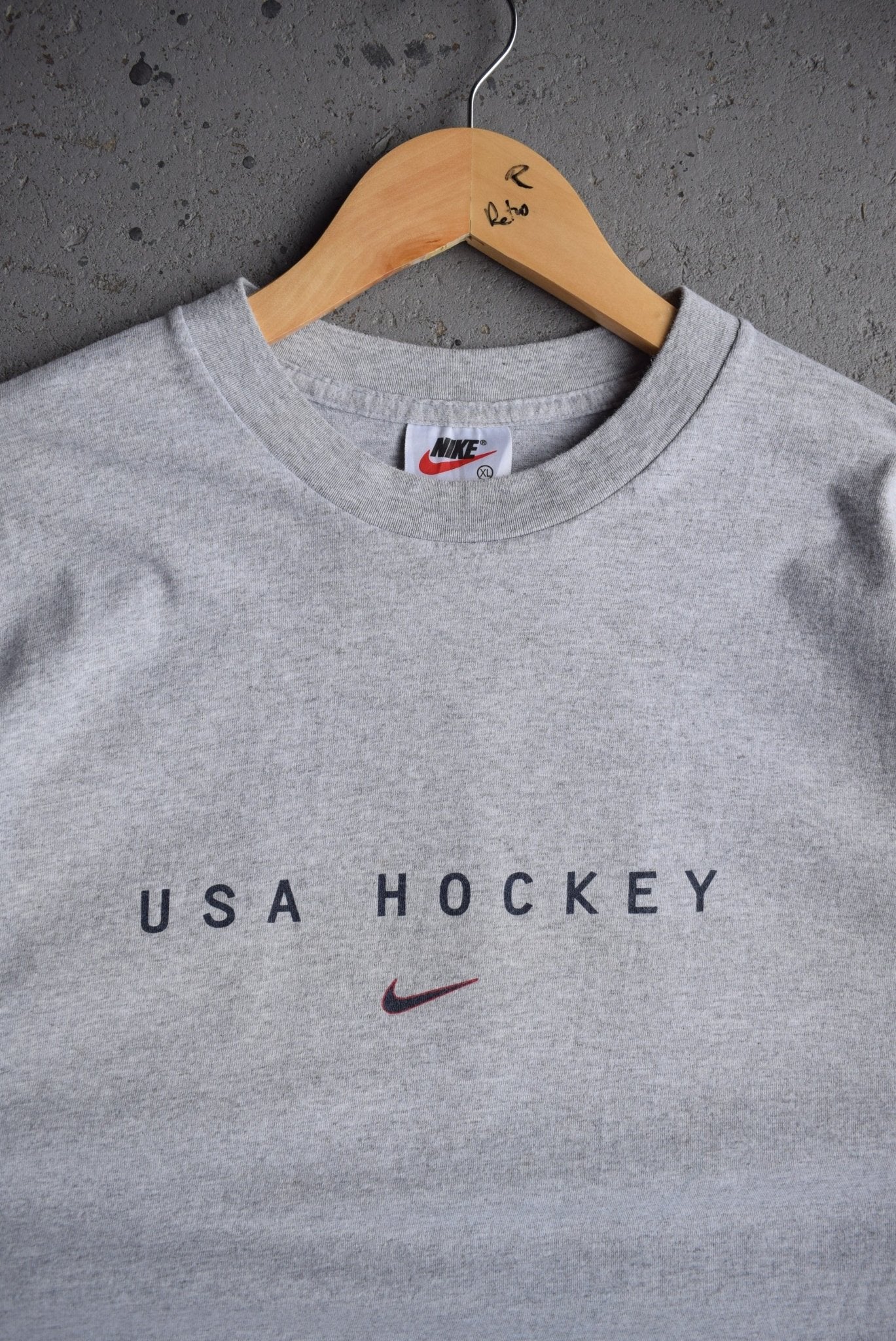 Vintage 90s Nike Hockey Tee (XL/XXL) - Retrospective Store