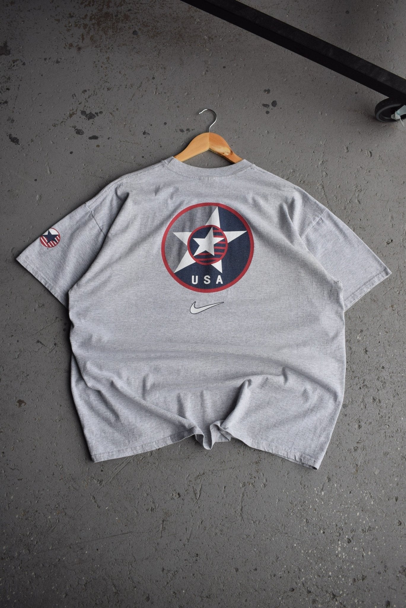 Vintage 90s Nike Hockey Tee (XL/XXL) - Retrospective Store