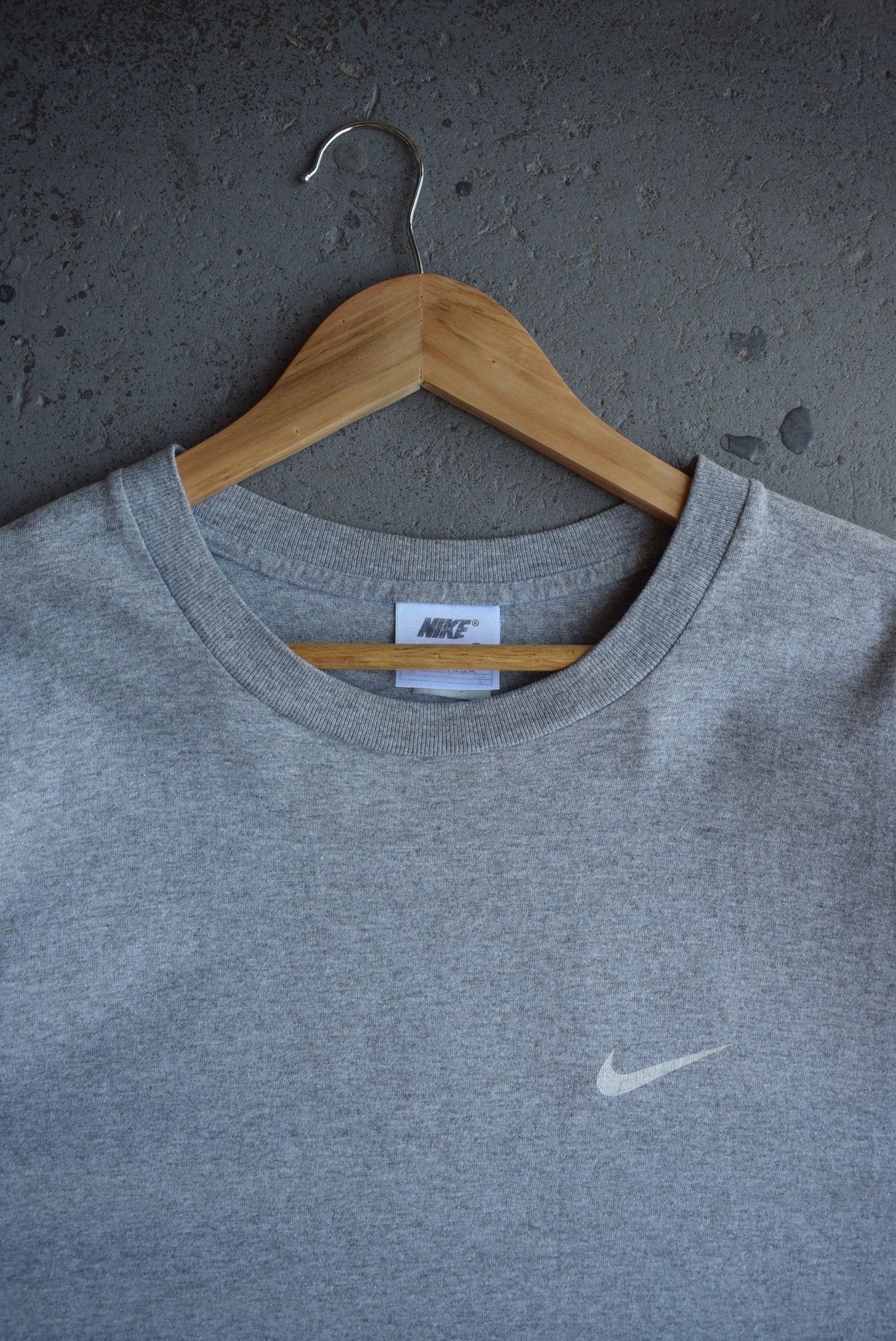 Vintage 90s Nike 'Just Do It' Tee (L/XL) - Retrospective Store