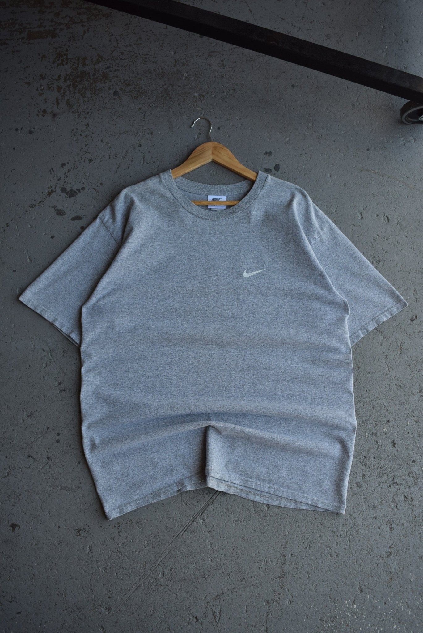 Vintage 90s Nike 'Just Do It' Tee (L/XL) - Retrospective Store