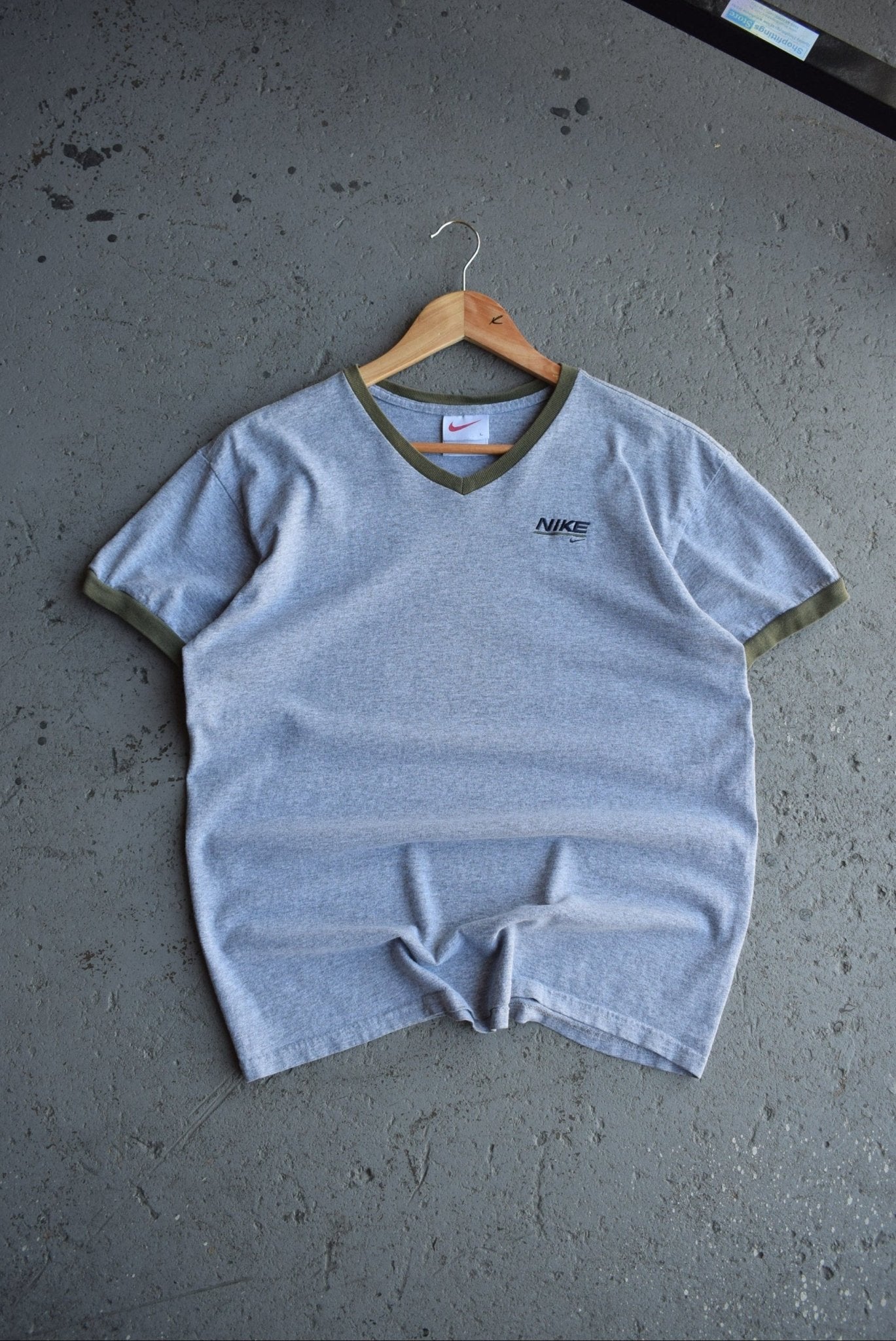 Vintage 90s Nike Spellout Embroidered Tee (Women's L) - Retrospective Store