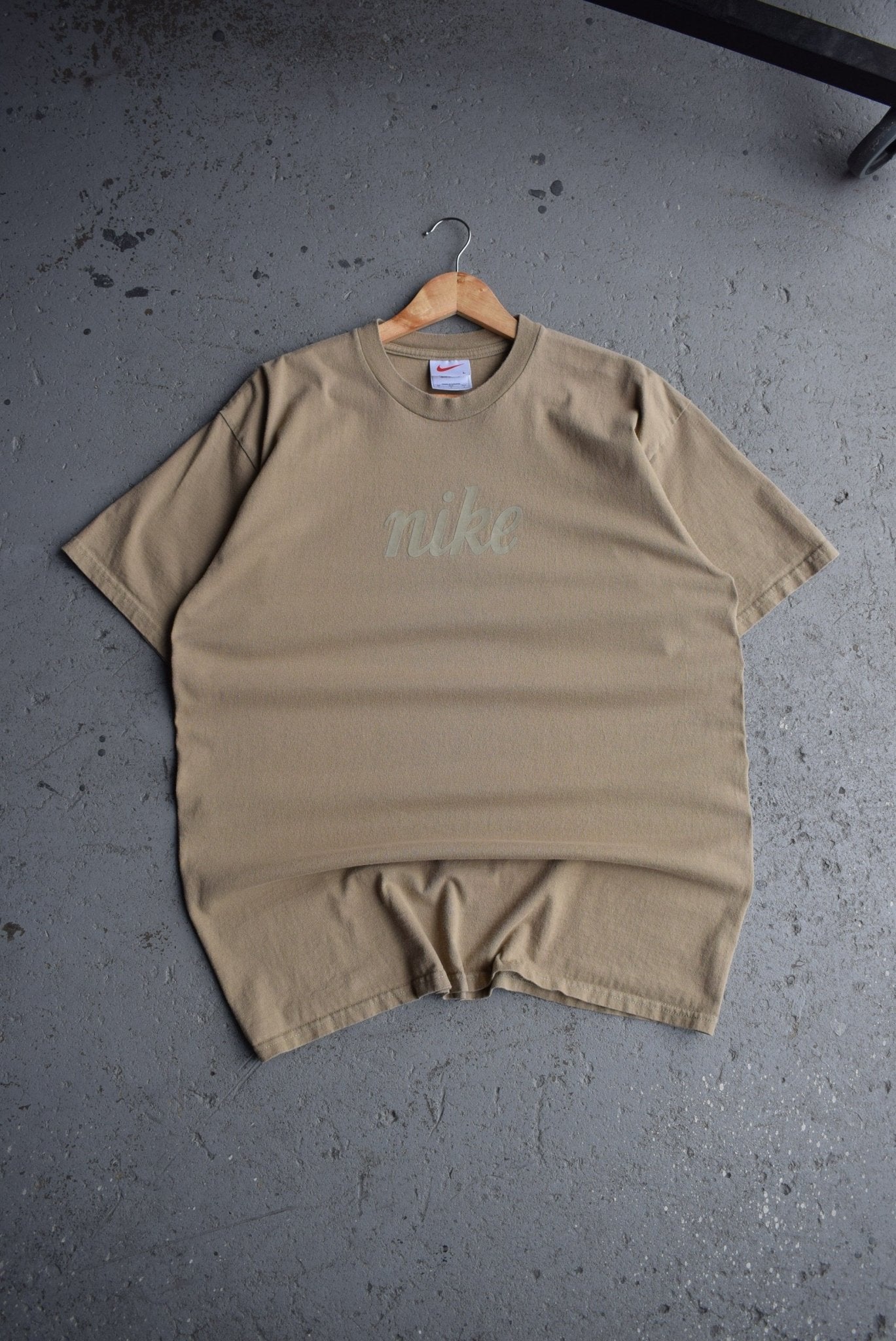 Vintage 90s Nike Spellout Tee (L) - Retrospective Store