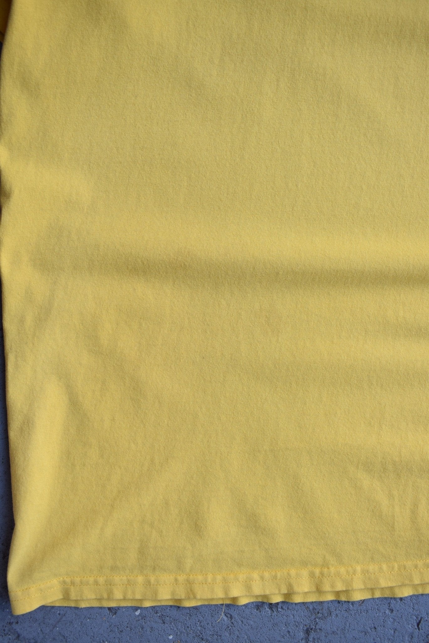 Vintage 90s Nike Spellout Tee (XL) - Retrospective Store