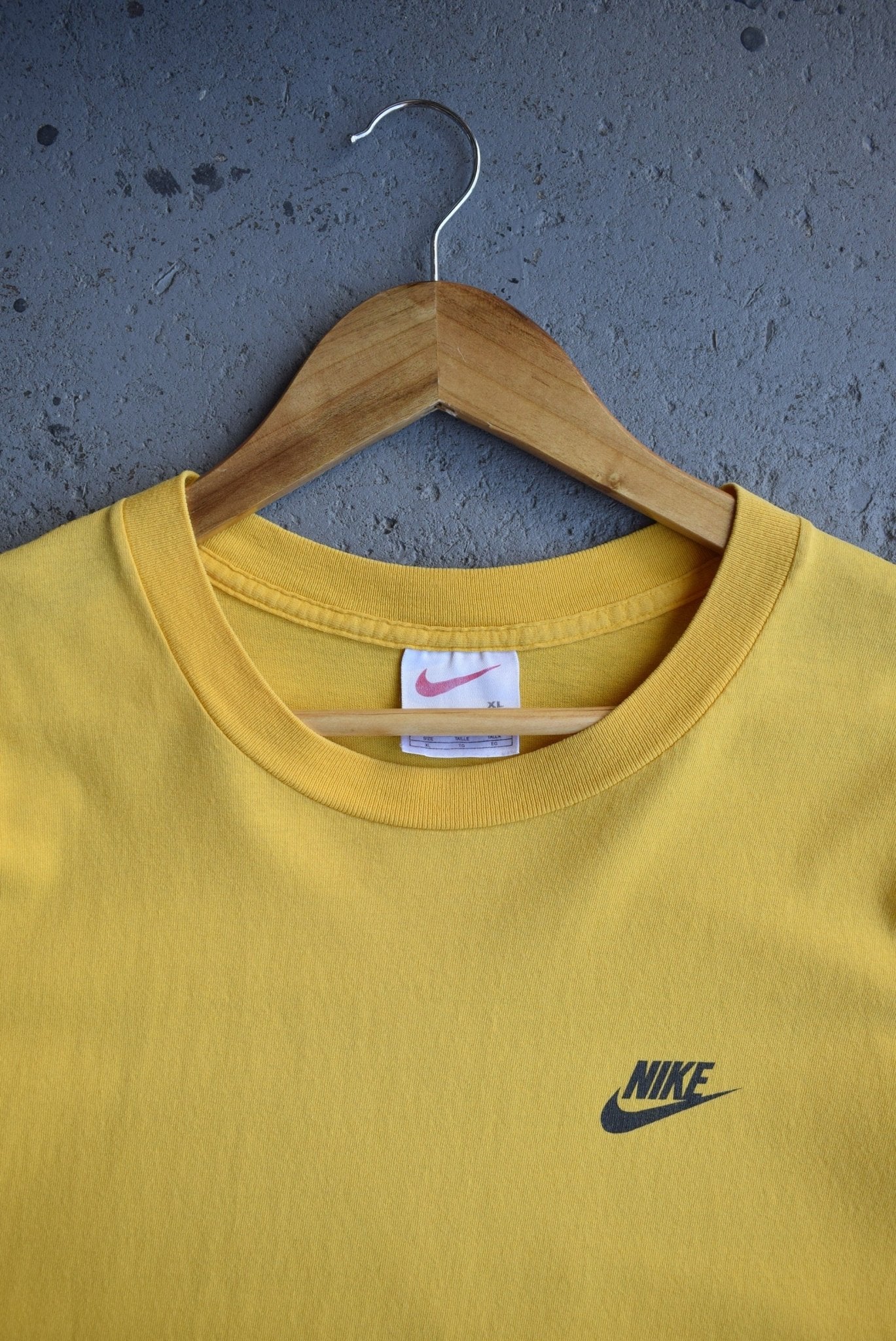 Vintage 90s Nike Spellout Tee (XL) - Retrospective Store