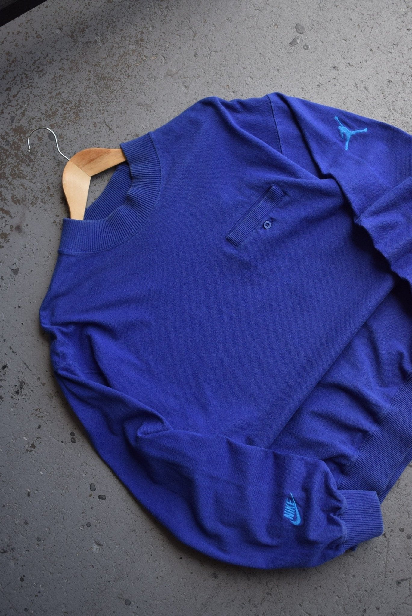 Vintage 90s Nike x Air Jordan Embroidered Mockneck Sweater (M) - Retrospective Store