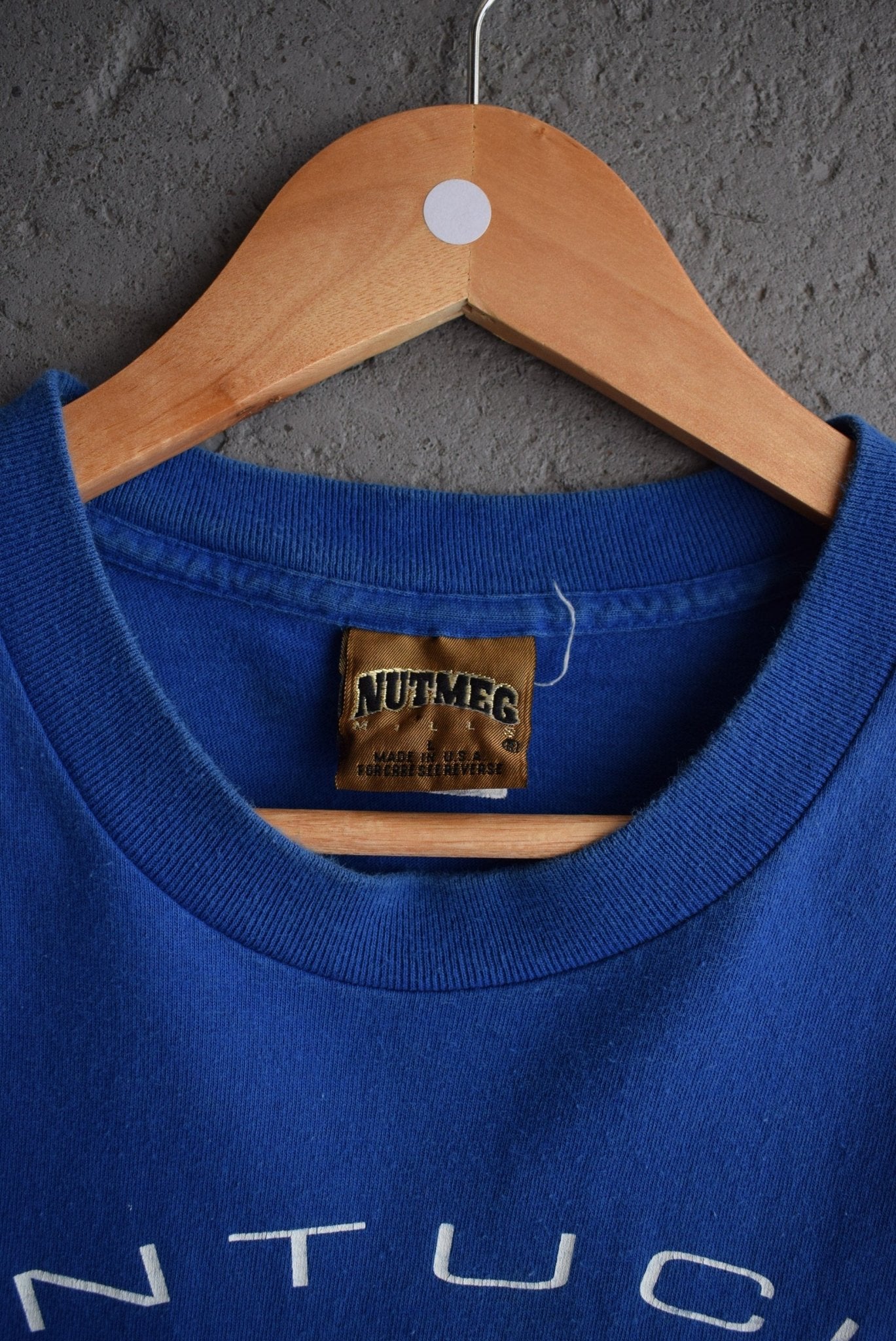 Vintage 90s Nutmeg x University of Kentucky Wildcats Tee (L) - Retrospective Store