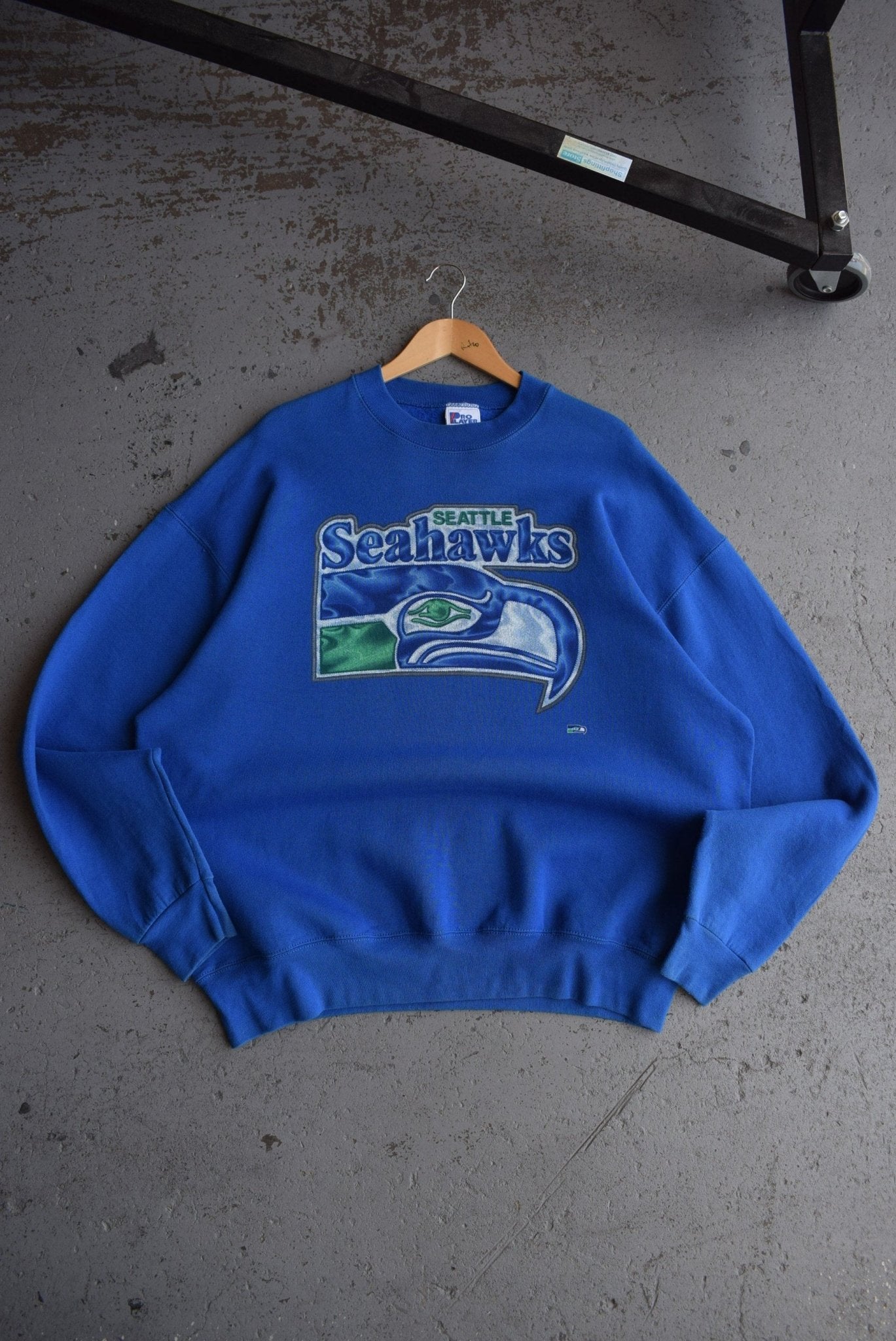Vintage 90s Pro - Player x NFL Seattle Seahawks Crewneck (XXL) - Retrospective Store