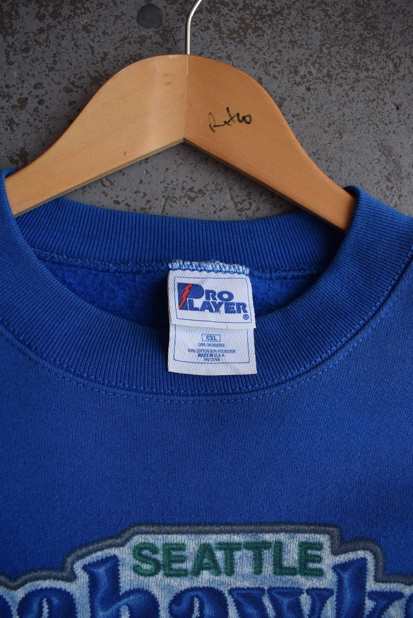 Vintage 90s Pro - Player x NFL Seattle Seahawks Crewneck (XXL) - Retrospective Store