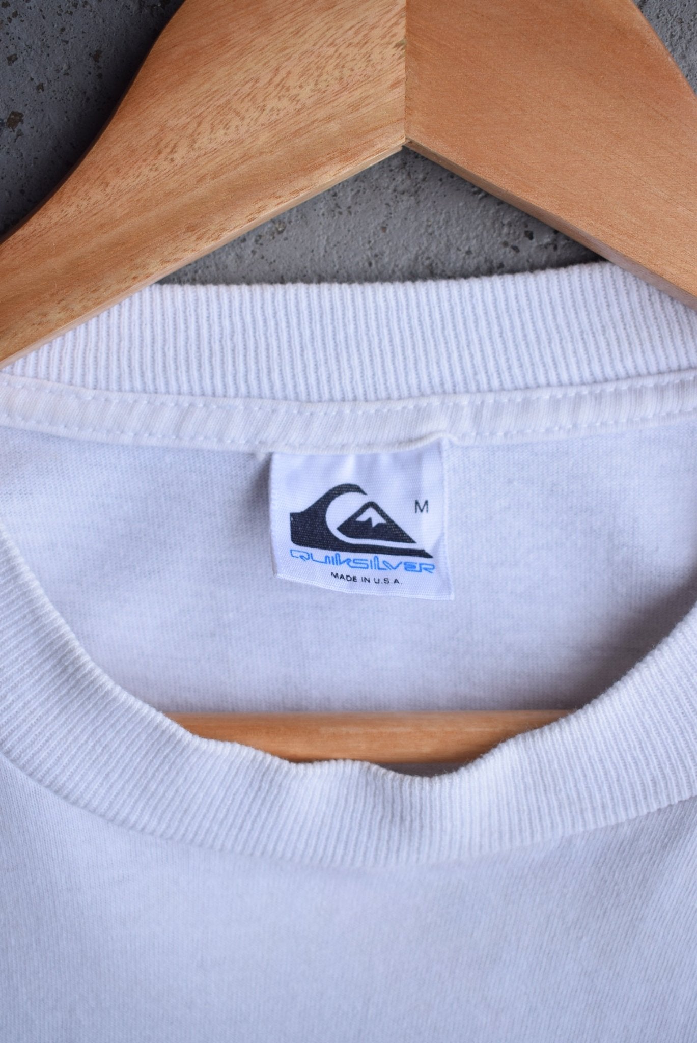 Vintage 90s Quiksilver Volleyball Graphic Tee (S) - Retrospective Store