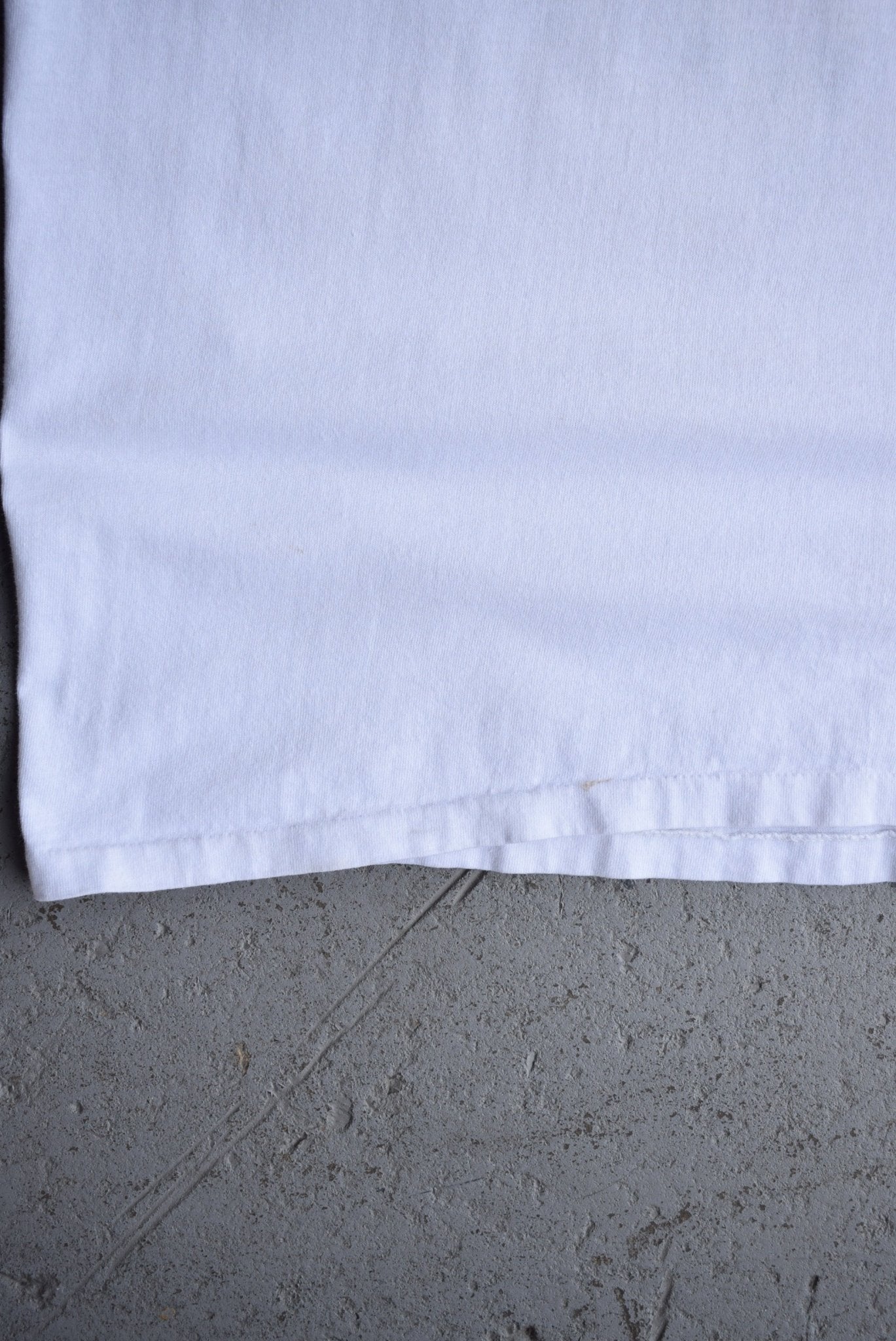 Vintage 90s Quiksilver Volleyball Graphic Tee (S) - Retrospective Store