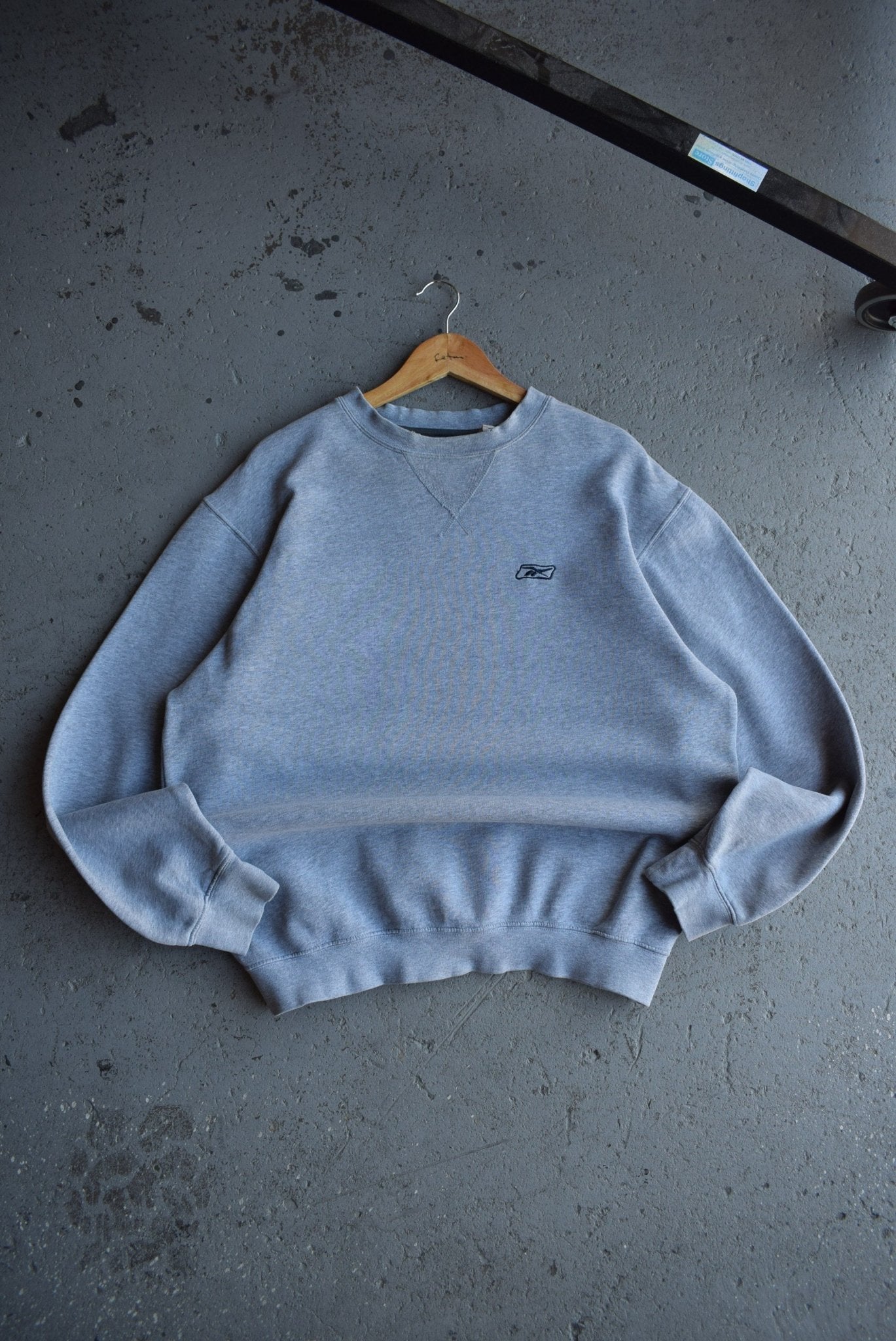 Vintage 90s Reebok Classic Logo Embroidered Crewneck (L) - Retrospective Store