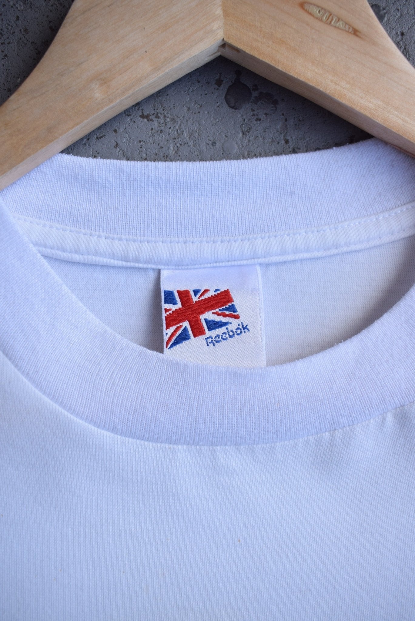 Vintage 90s Reebok Graphic Tee (M) - Retrospective Store