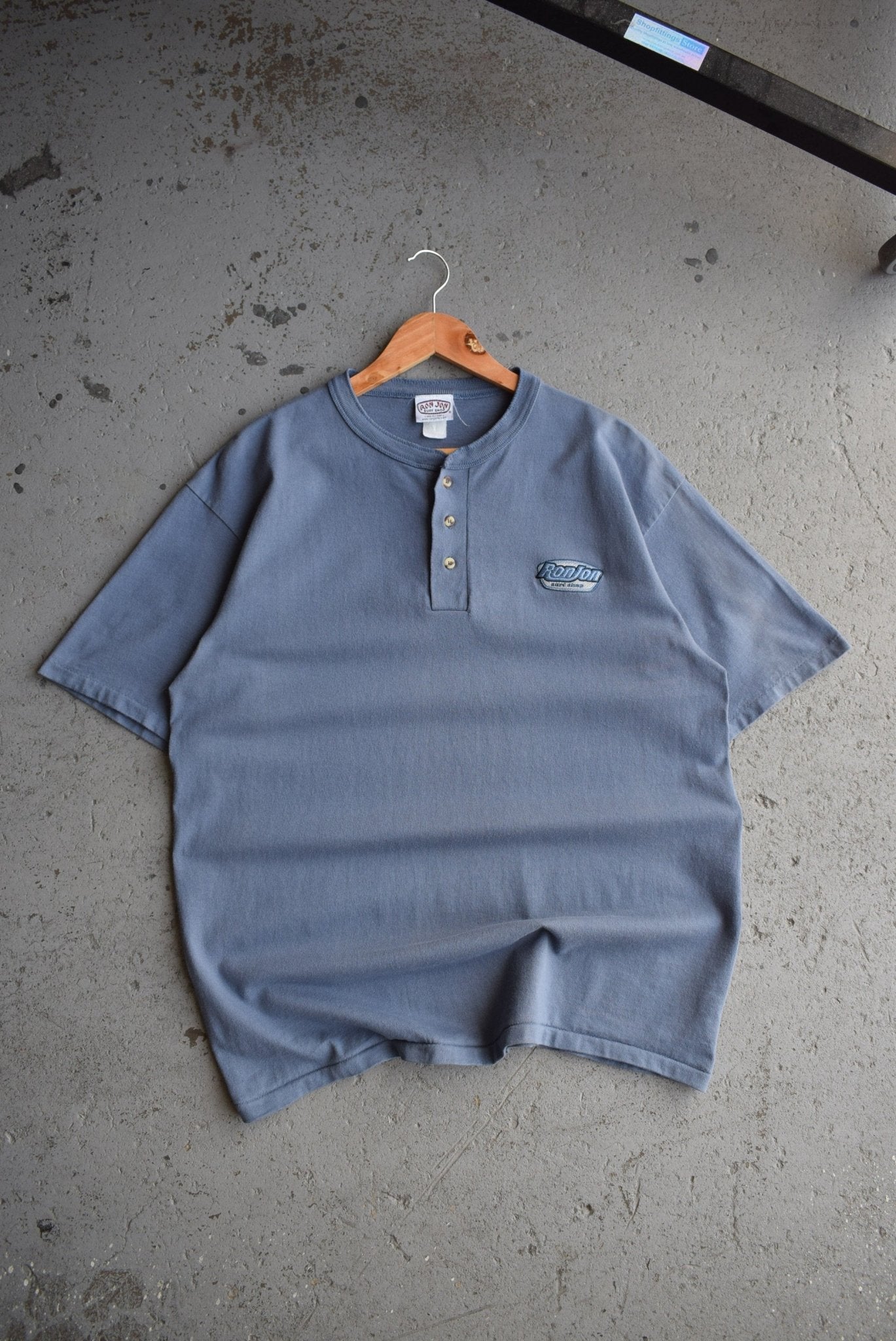 Vintage 90s Ron Jon Surf Shop Embroidered Tee (L) - Retrospective Store