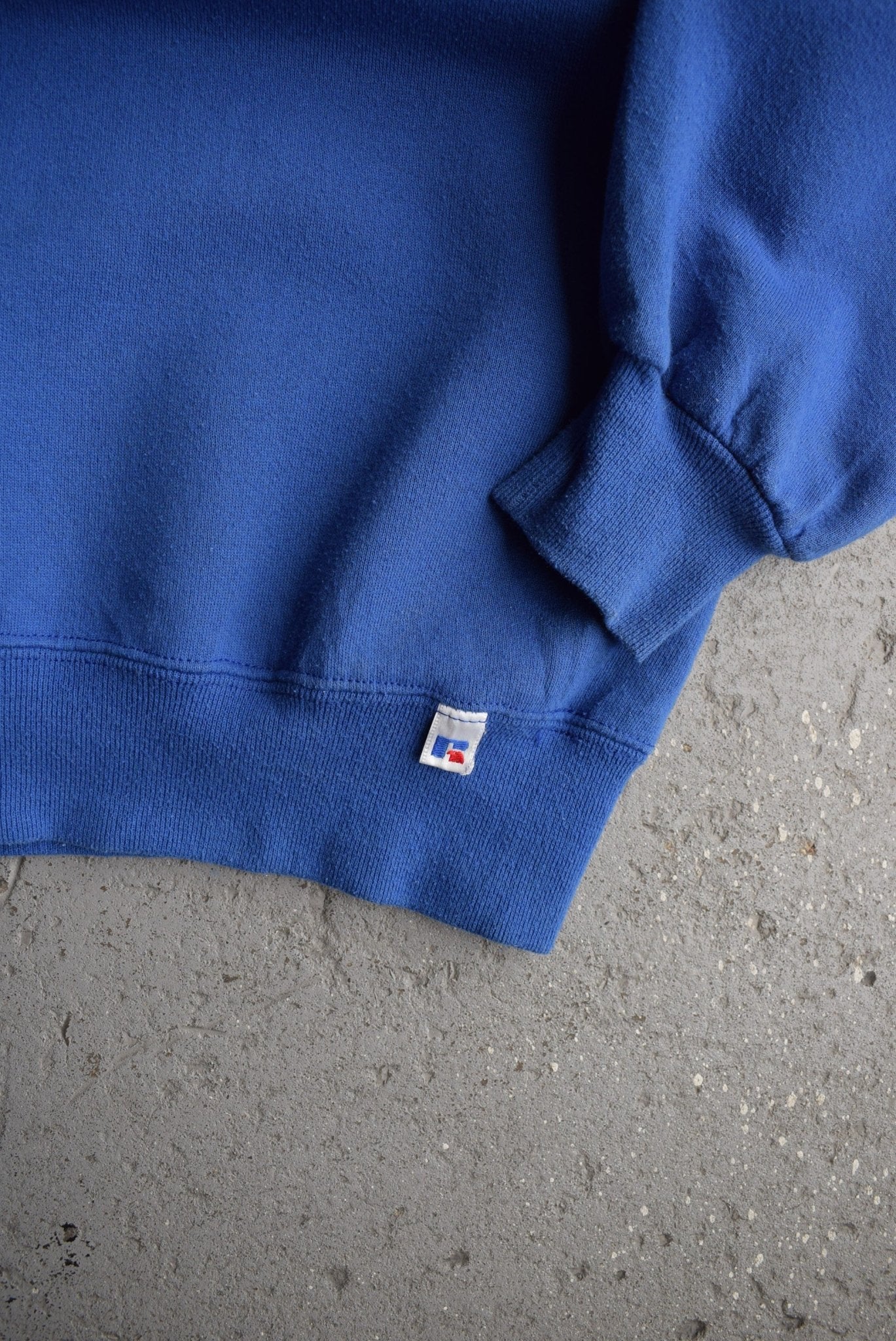 Vintage 90s Russell Athletic x Carlson Basketball Crewneck (XL) - Retrospective Store