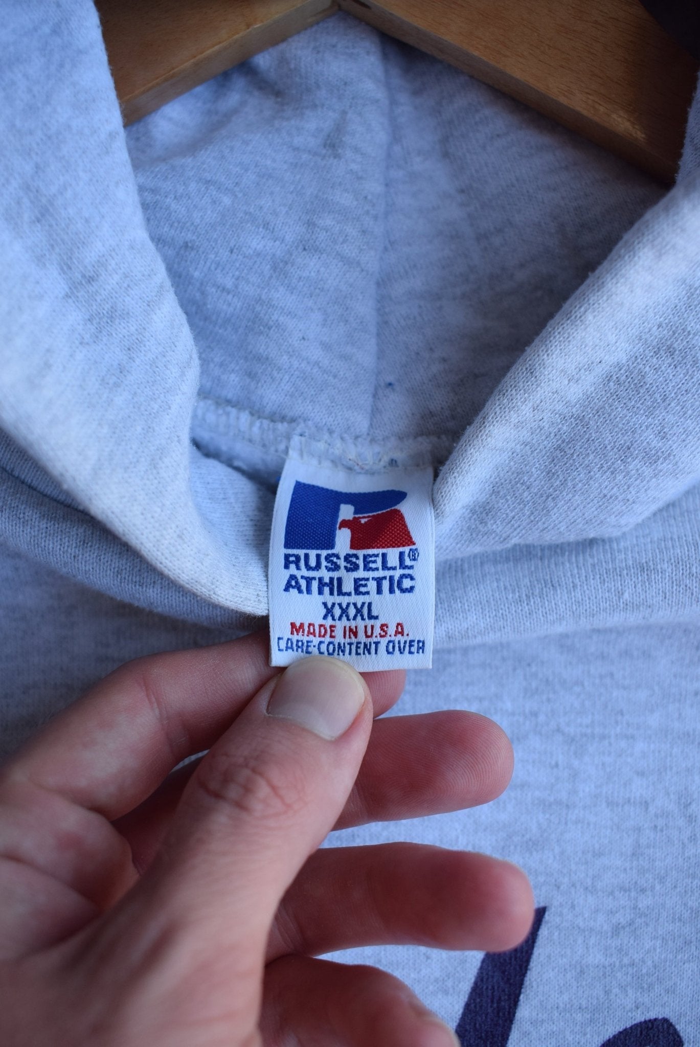 Vintage 90s Russell Athletic x Eagles Softball Hoodie (XXL) - Retrospective Store