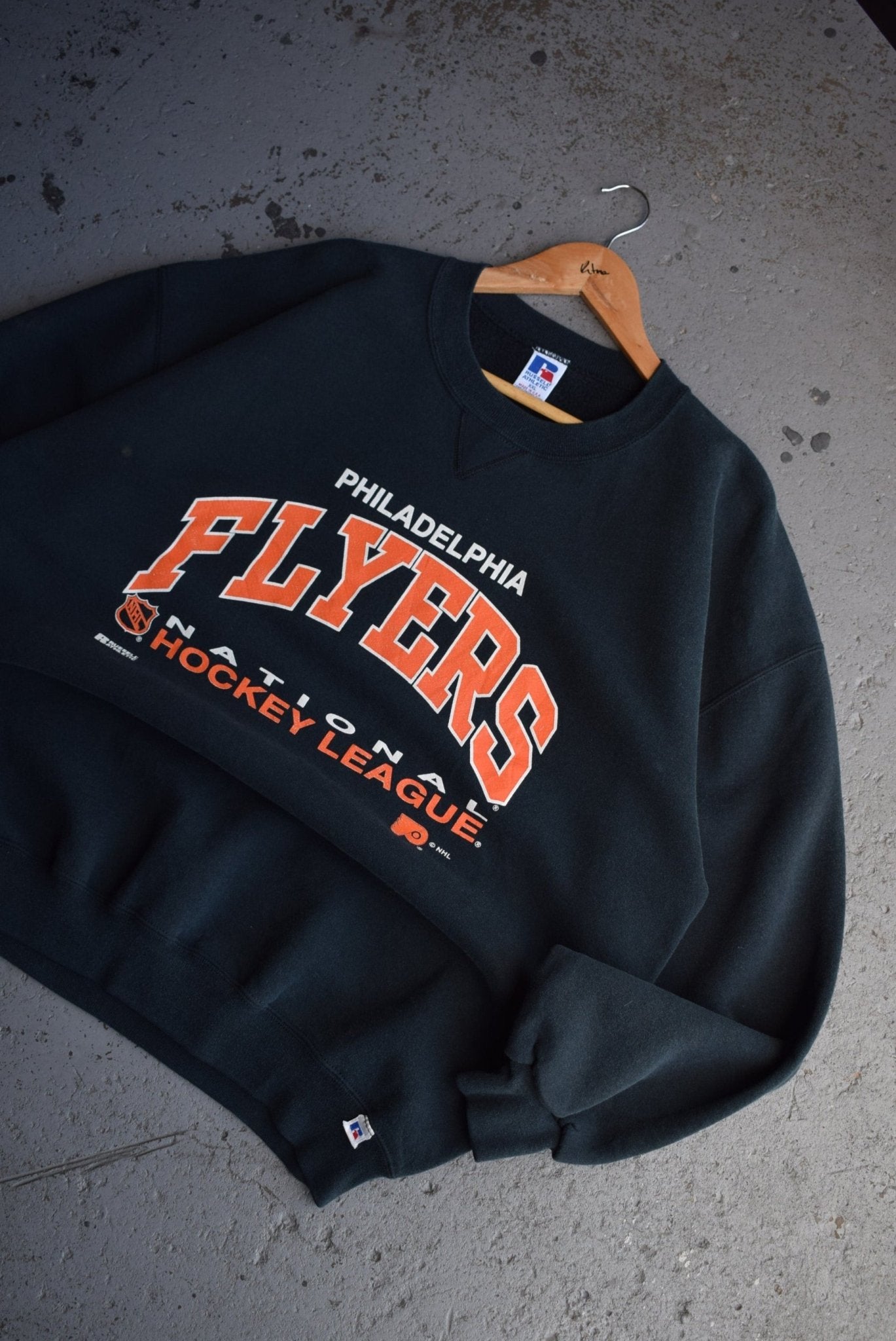 Vintage 90s Russell Athletic x NHL Philadelphia Flyers Crewneck (XL) - Retrospective Store