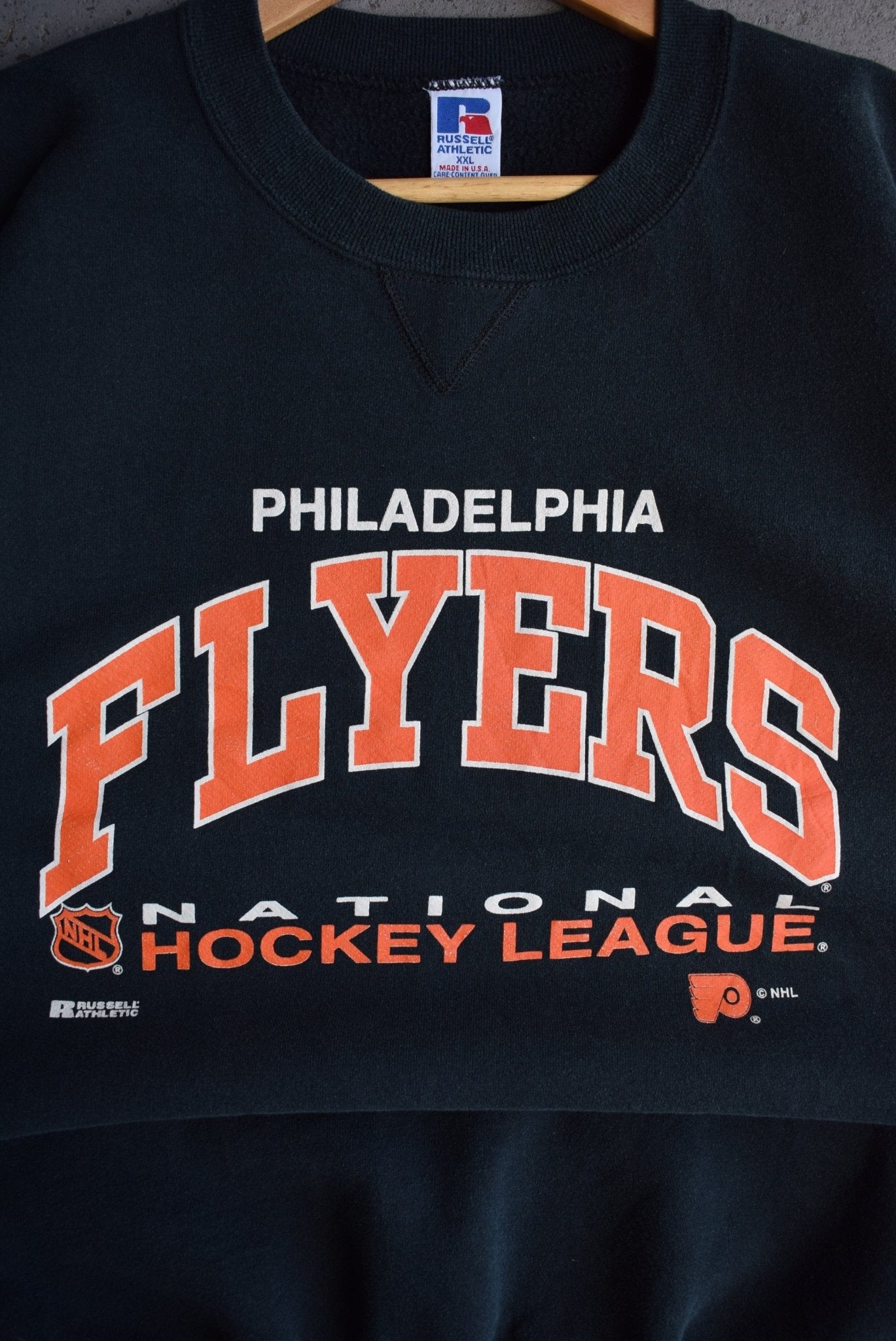 Vintage 90s Russell Athletic x NHL Philadelphia Flyers Crewneck (XL) - Retrospective Store