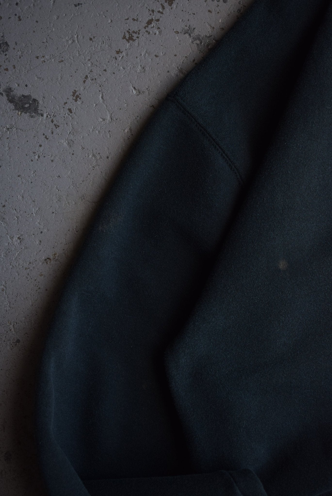 Vintage 90s Russell Athletic x NHL Philadelphia Flyers Crewneck (XL) - Retrospective Store